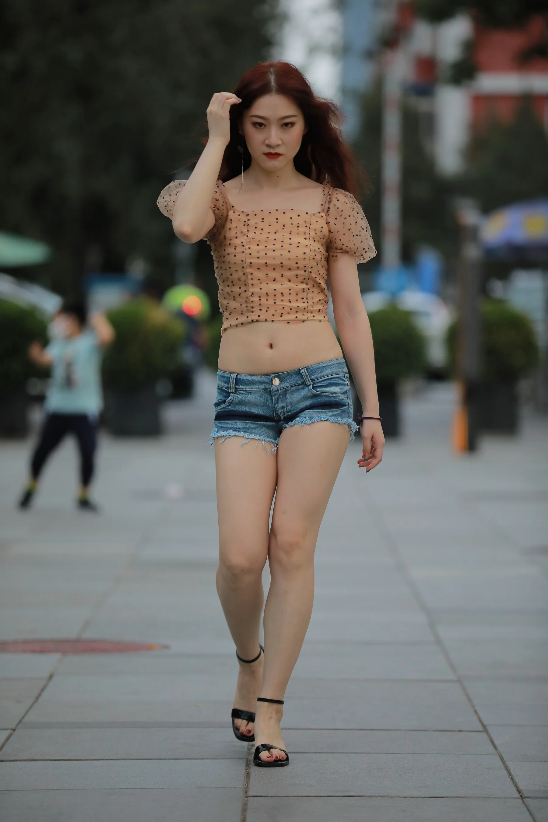 魂魂作品 热裤小妹 写真+视频 - 爱照片