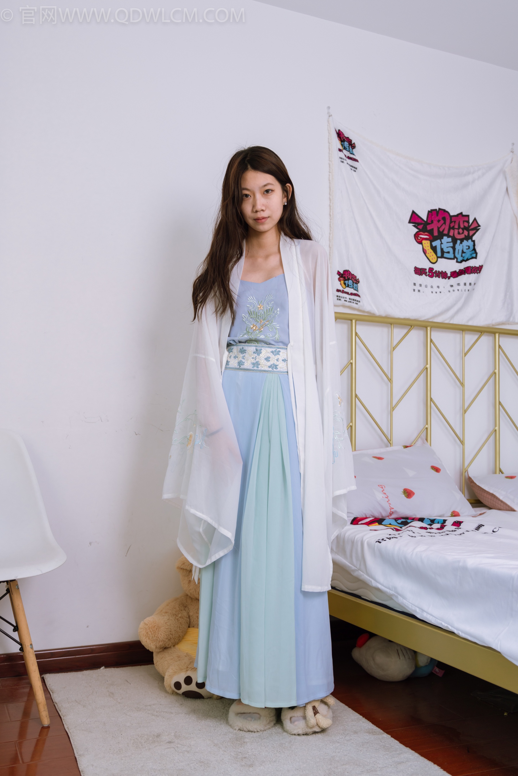 物恋传媒 NO.1438 纤纤-海的女儿 - 爱照片