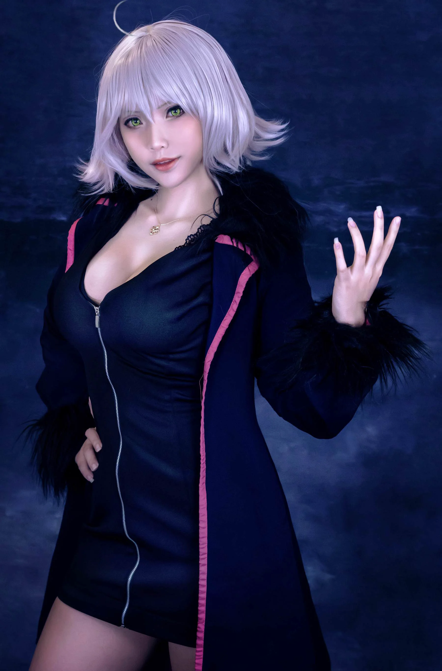 动漫博主阮邑_Fairy 《Fate 黑贞》 写真集 - 爱照片