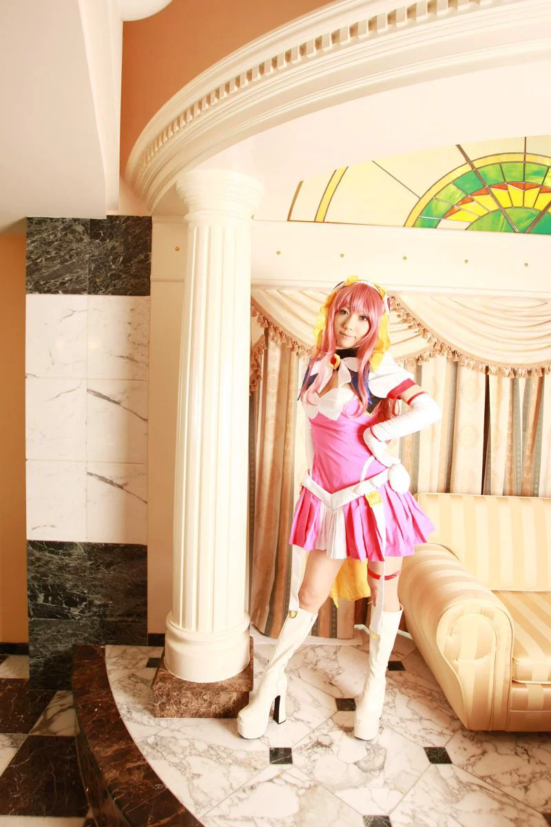 華群みさき 《超昂天使エスカレイヤー》高円寺沙由香  [HONEY BUNNY] 写真集 - 爱照片