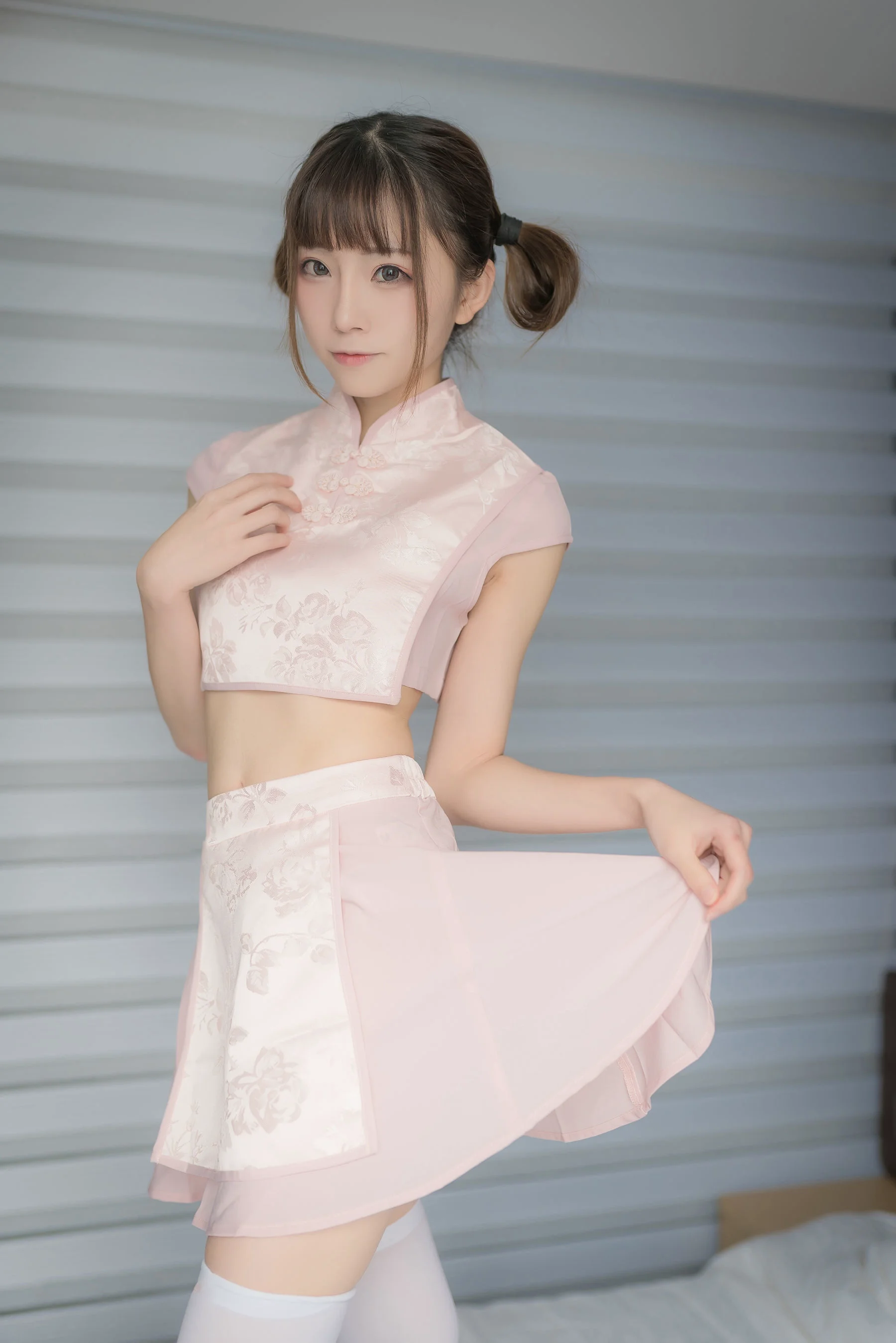 [网红COSER] Kitaro_绮太郎 – 粉色团子 写真集 - 爱照片