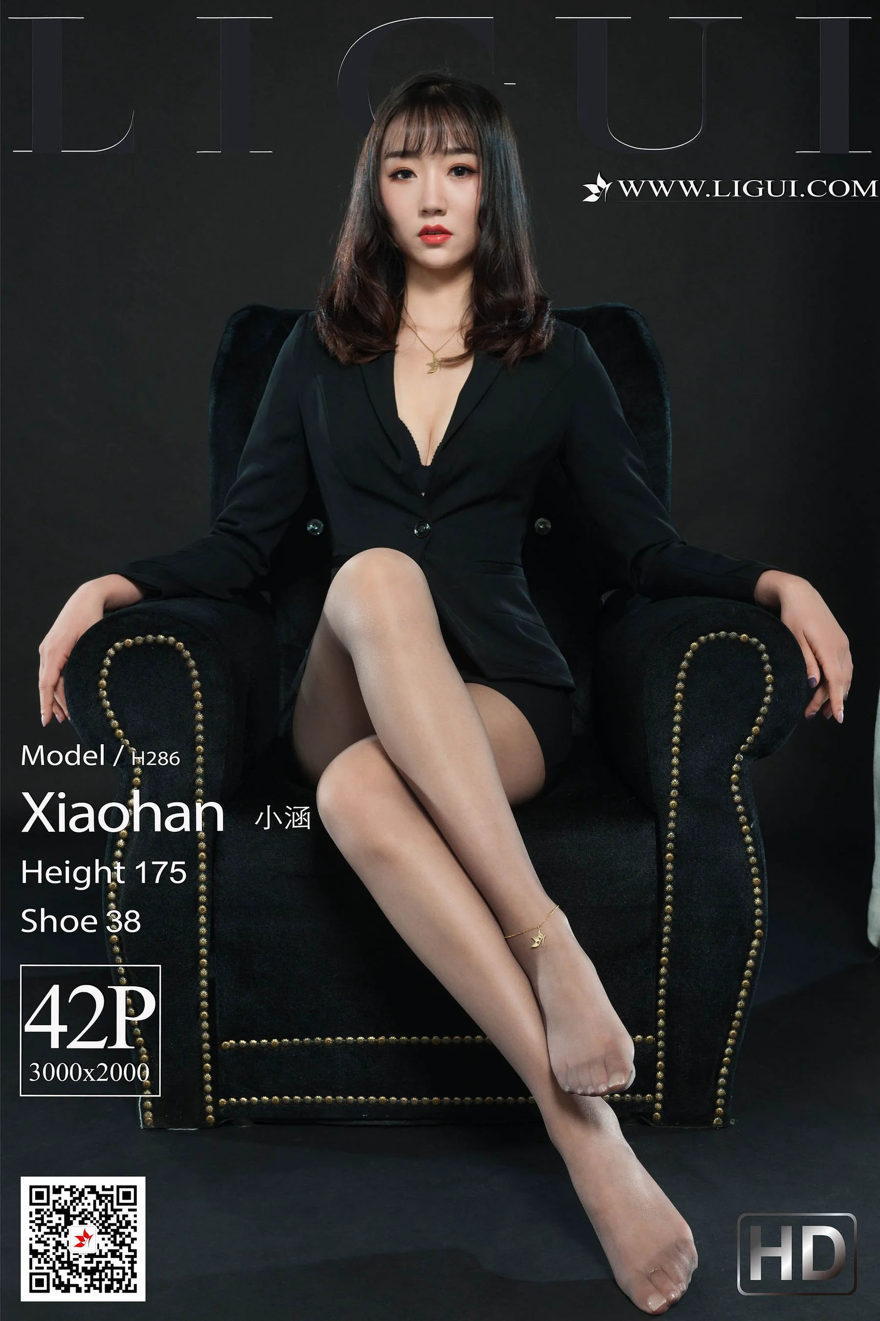 Model 小涵《肉丝高跟美腿OL》 [丽柜LIGUI] 网络丽人 写真集 - 爱照片