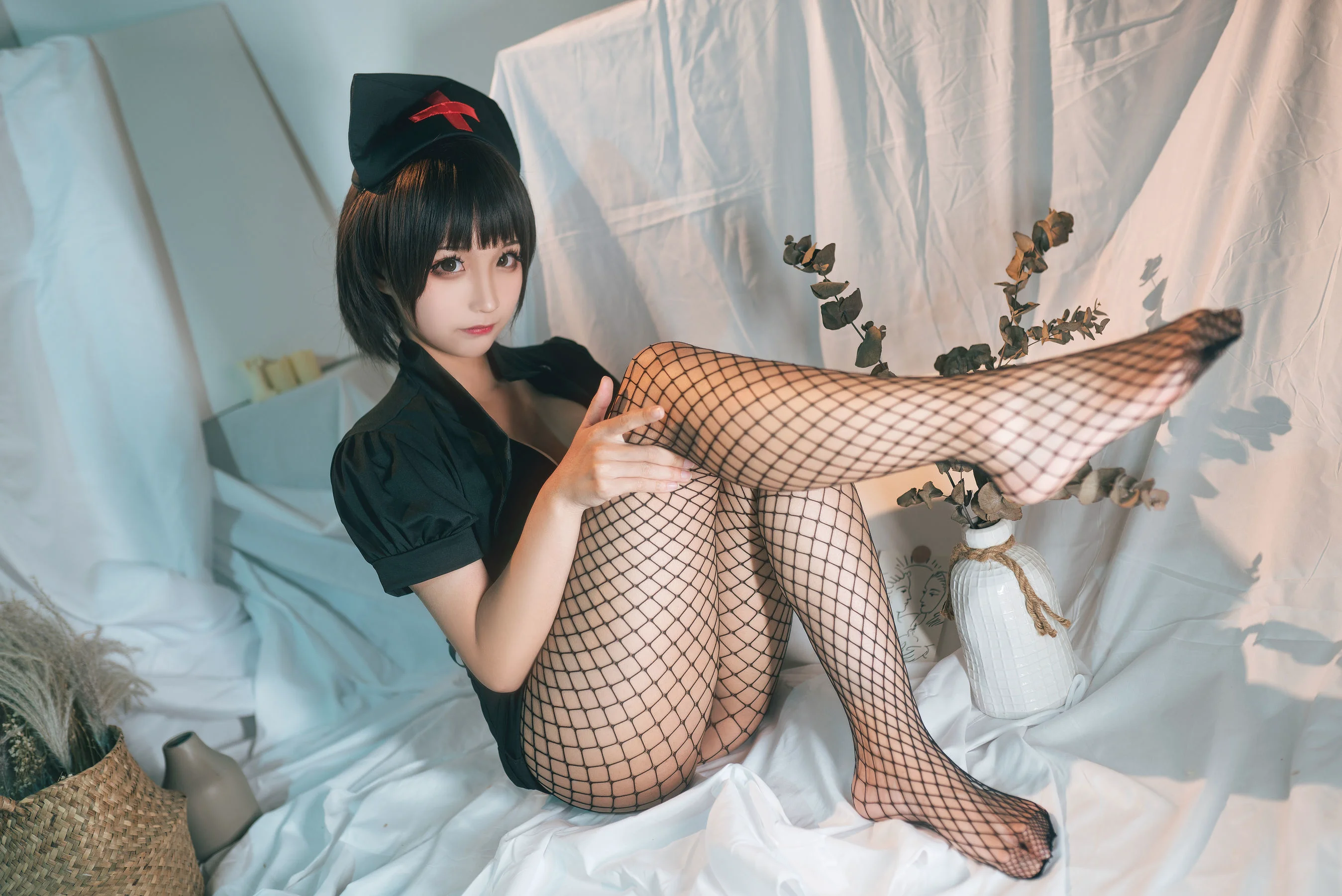 动漫博主蠢沫沫 《护士姐姐》 写真集 - 爱照片