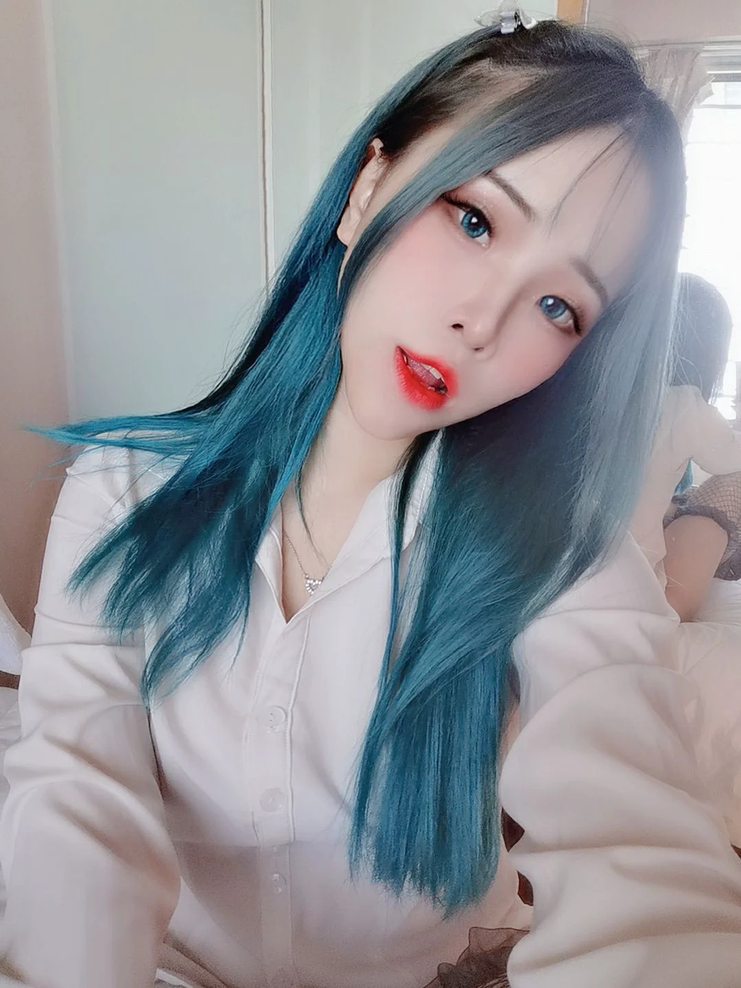 [福利COS] 花リリ(Plant Lily) – Selfie Set - 爱照片