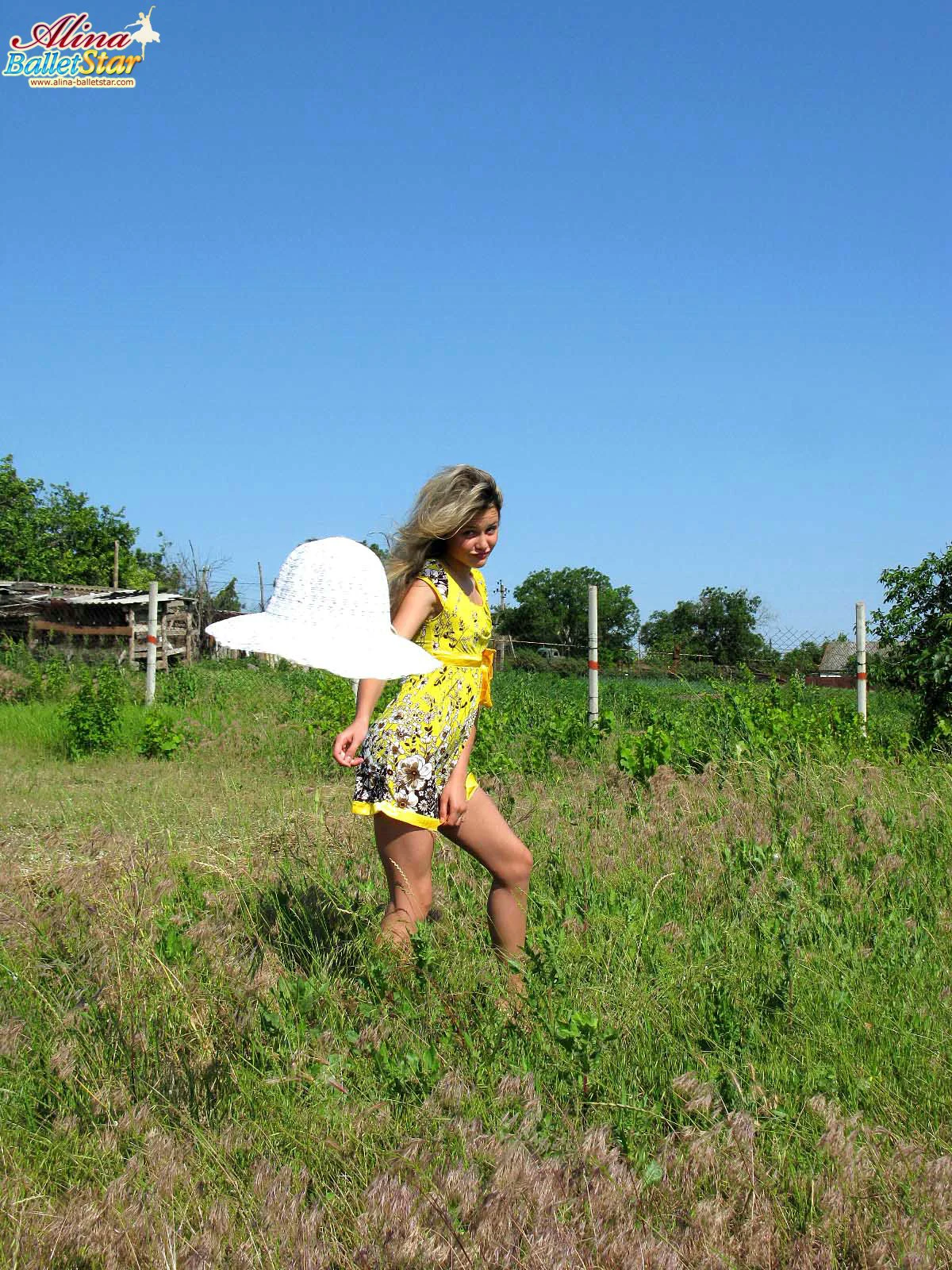 Alina Balletstar – Yellow Sundress - 爱照片