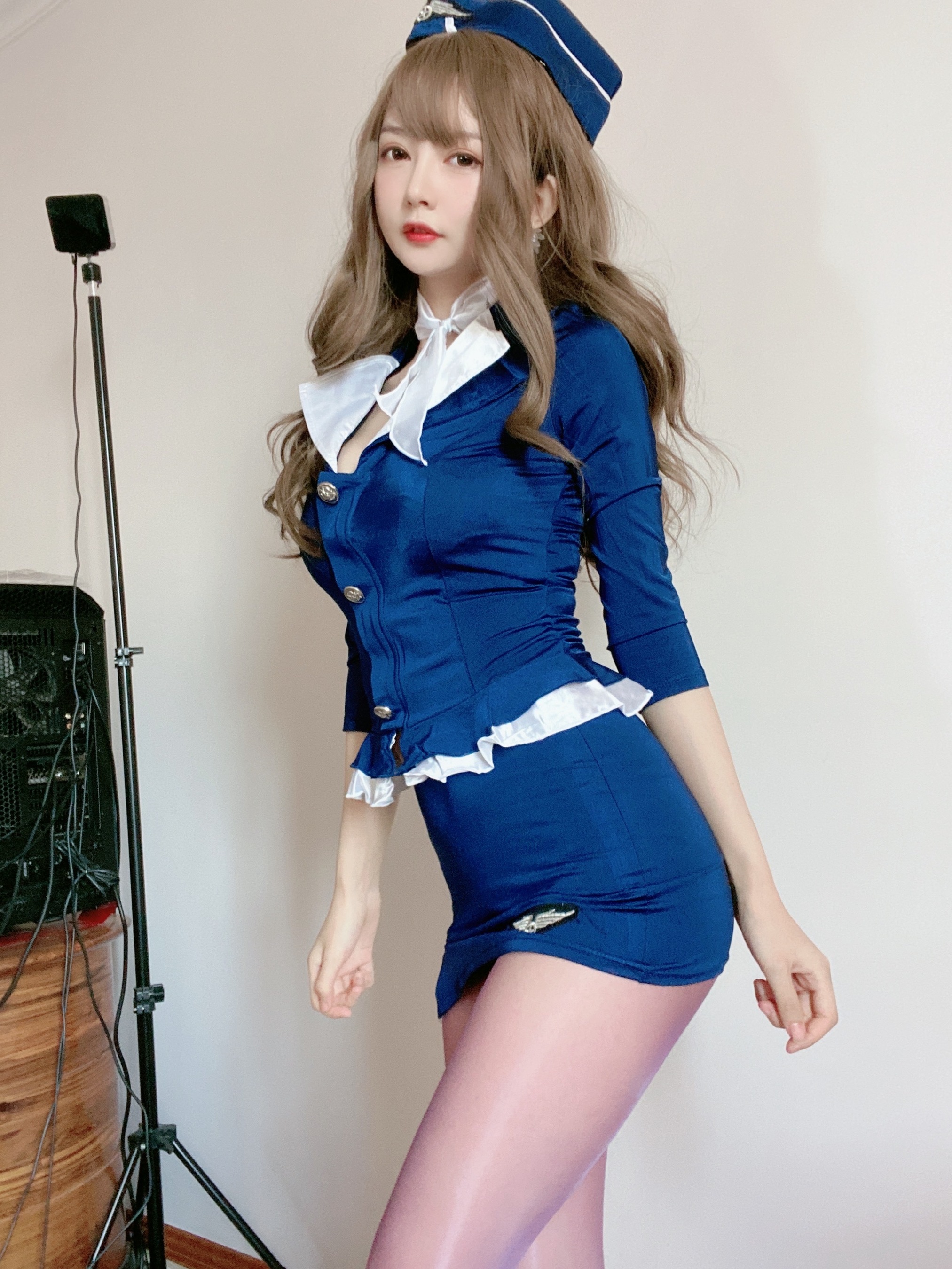 51酱 – 蓝色制服装 - 爱照片