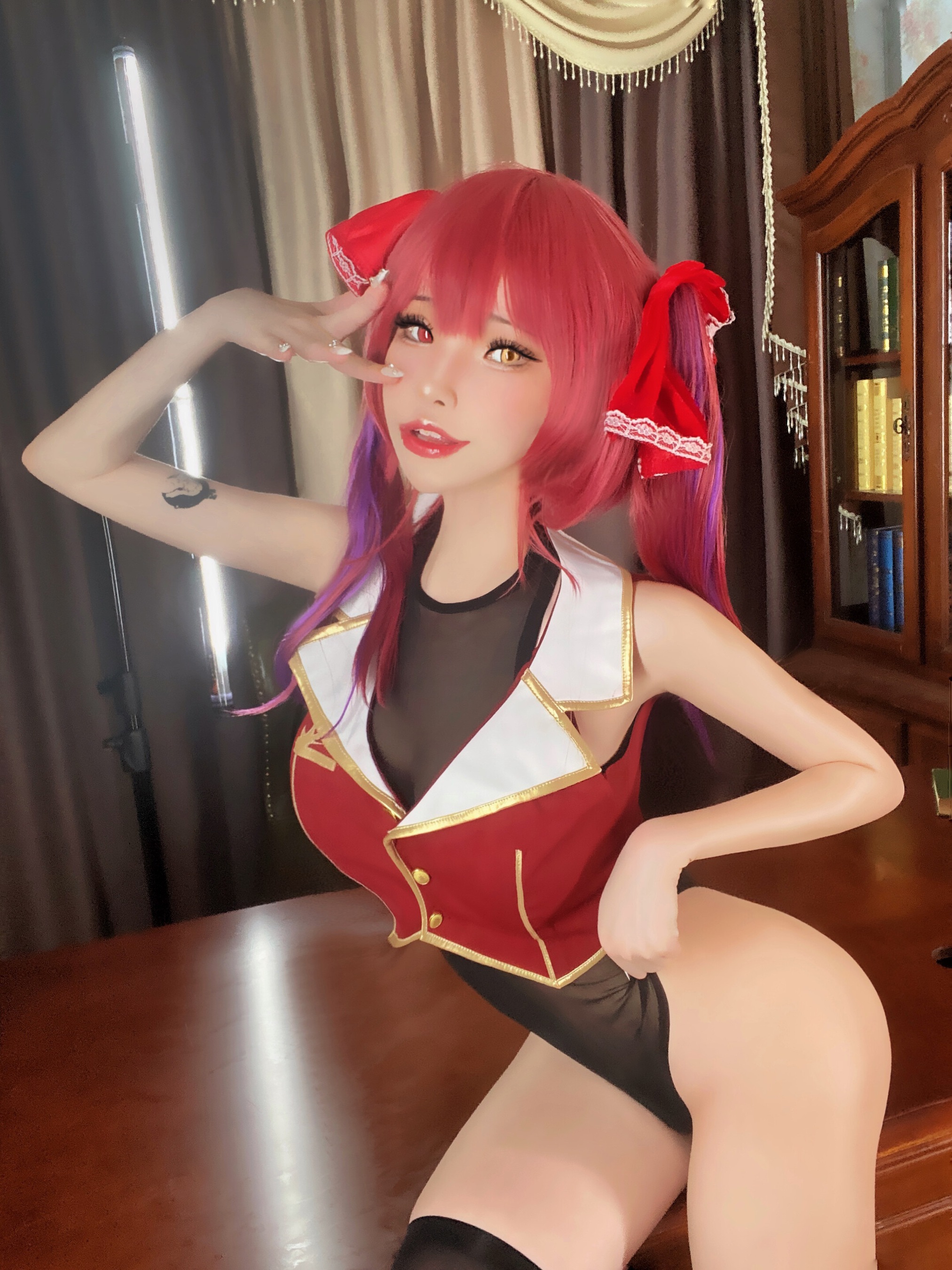 花リリ – Marine - 爱照片