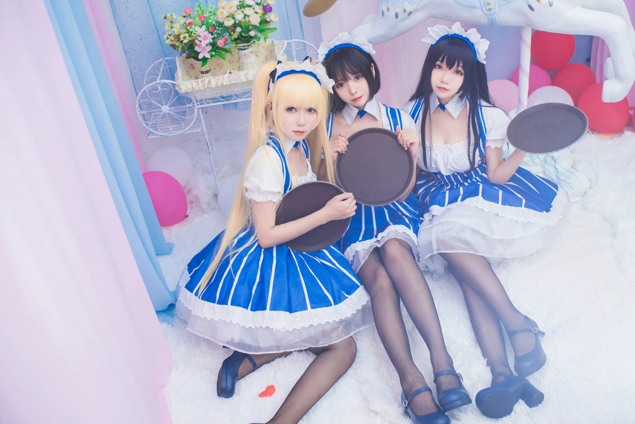 白金Saki《女仆》 [萝莉COS] 写真集 - 爱照片