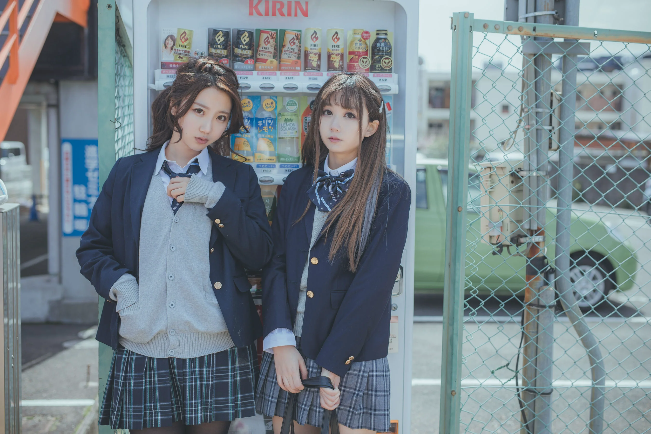 黑川《JK百合》 [萝莉COS] 写真集 - 爱照片