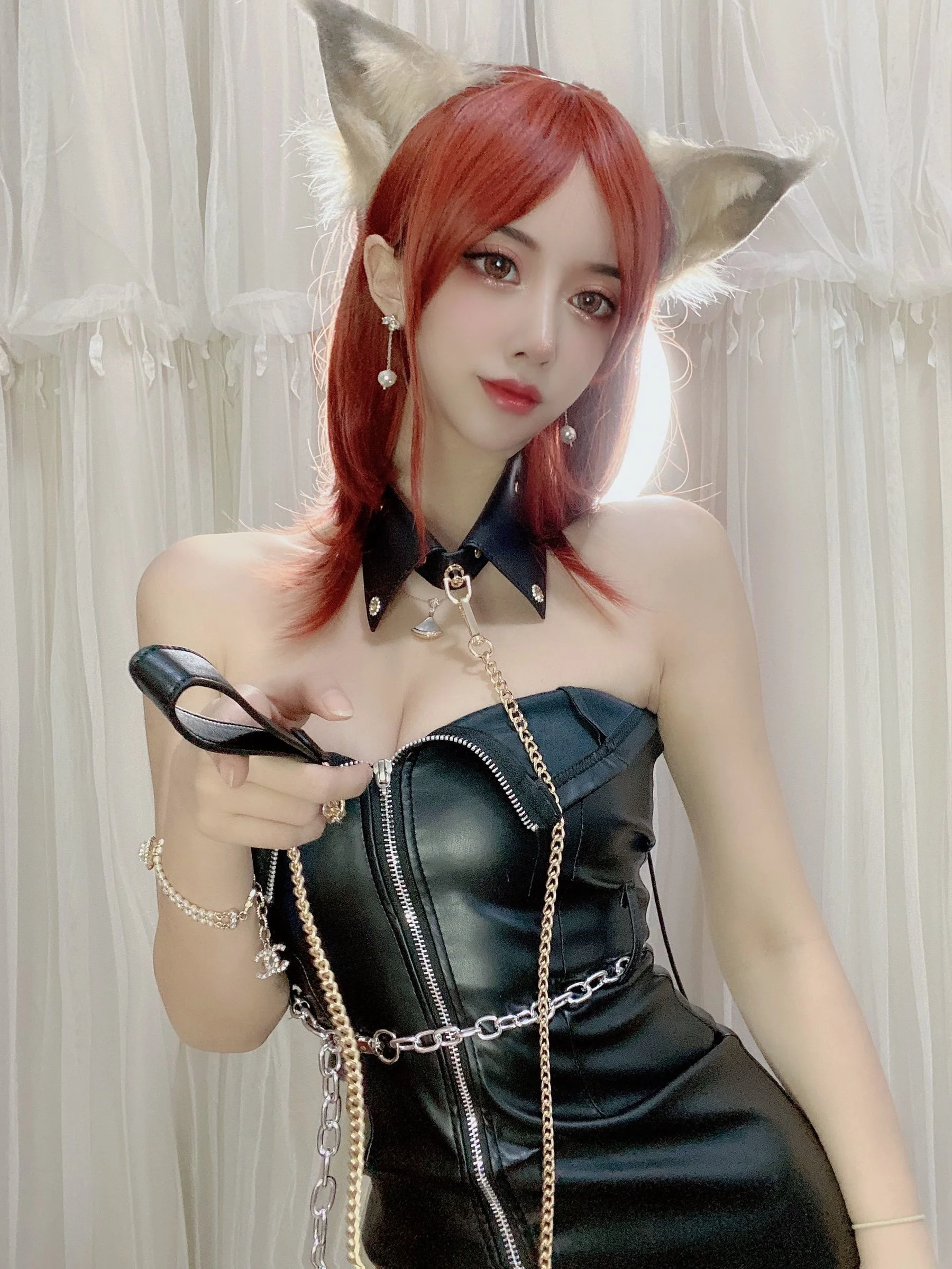 [网红COSER] 米线线sama – 狐狸小姐 写真集 - 爱照片