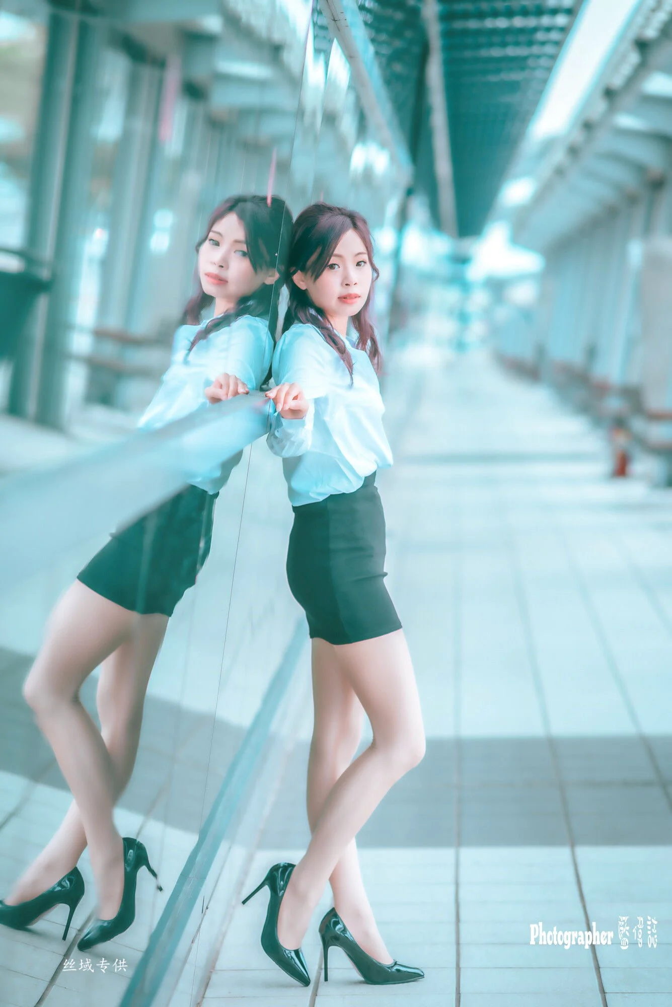 [台湾正妹]  賴筱菁《烏日高鐵》 写真集 - 爱照片