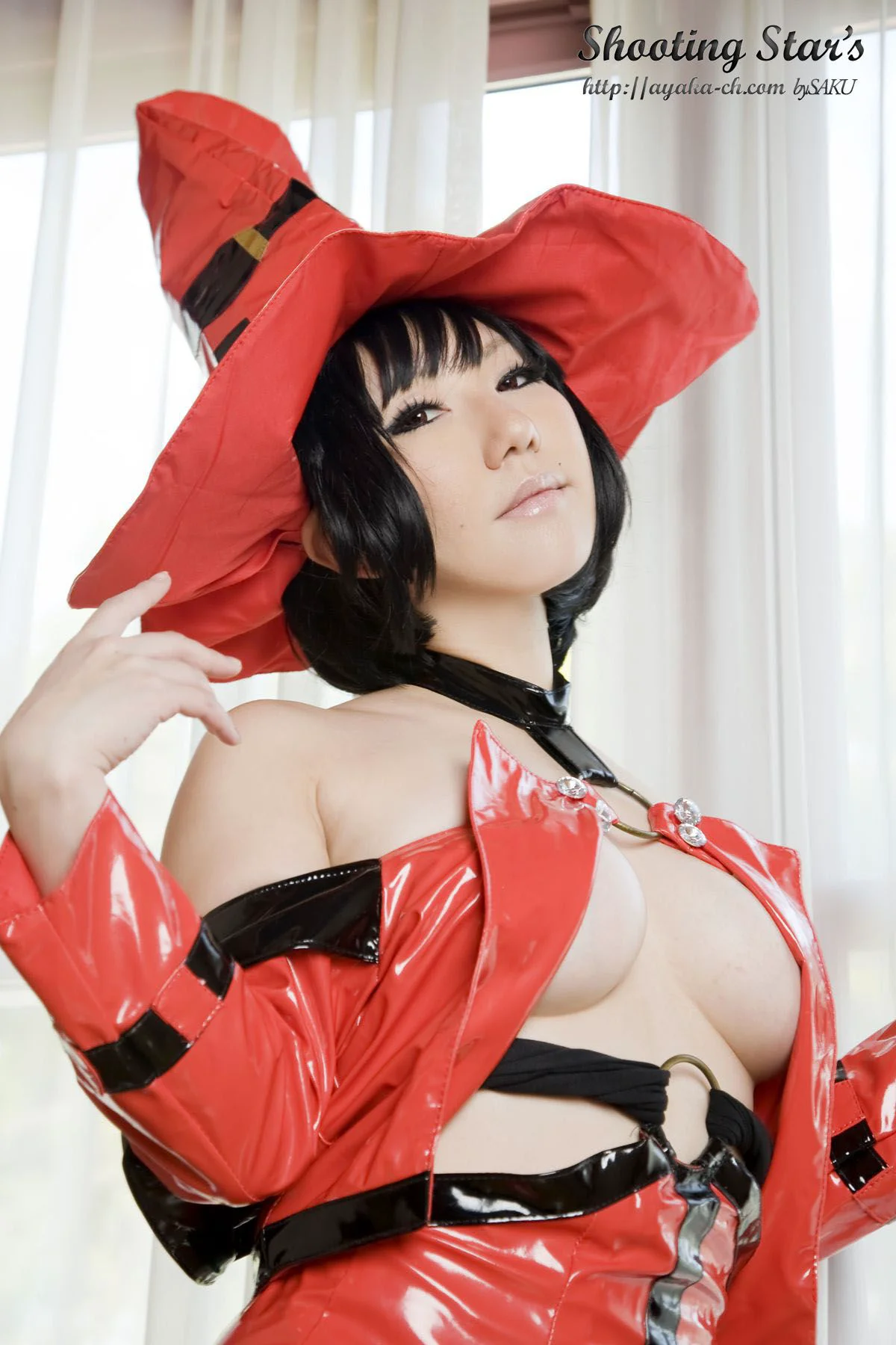 绫香 (Saku サク) 《Guilty Gear》I-no [Shooting Star’s] 写真集 - 爱照片