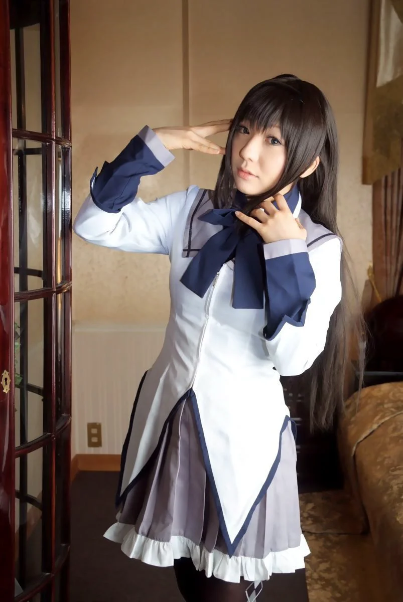 華群みさき(Hanamura Misaki) 《魔法少女まどか☆マギカ》Akemi Homura(暁美ほむら)  [HONEY BUNNY] 写真集 - 爱照片