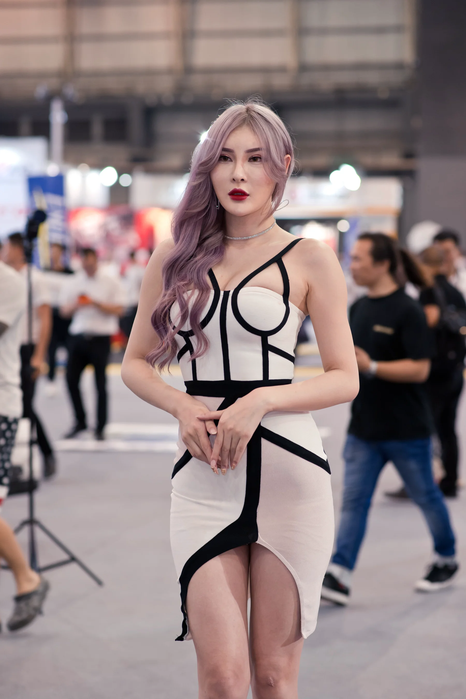 御风作品 凹凸有致的东莞改装车美女 写真 - 爱照片