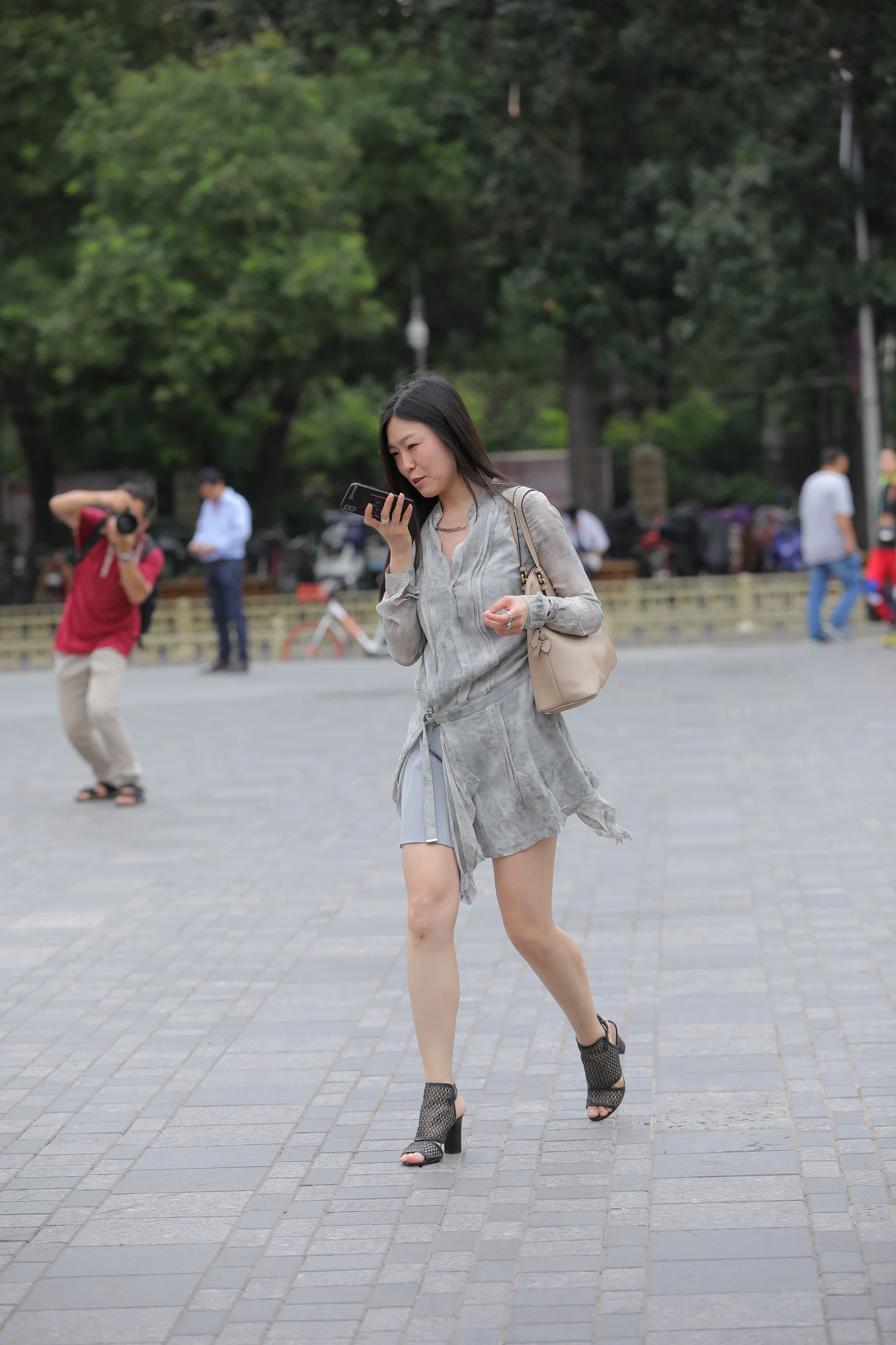视觉冲击作品 白皙美腿，性感少妇 写真 - 爱照片