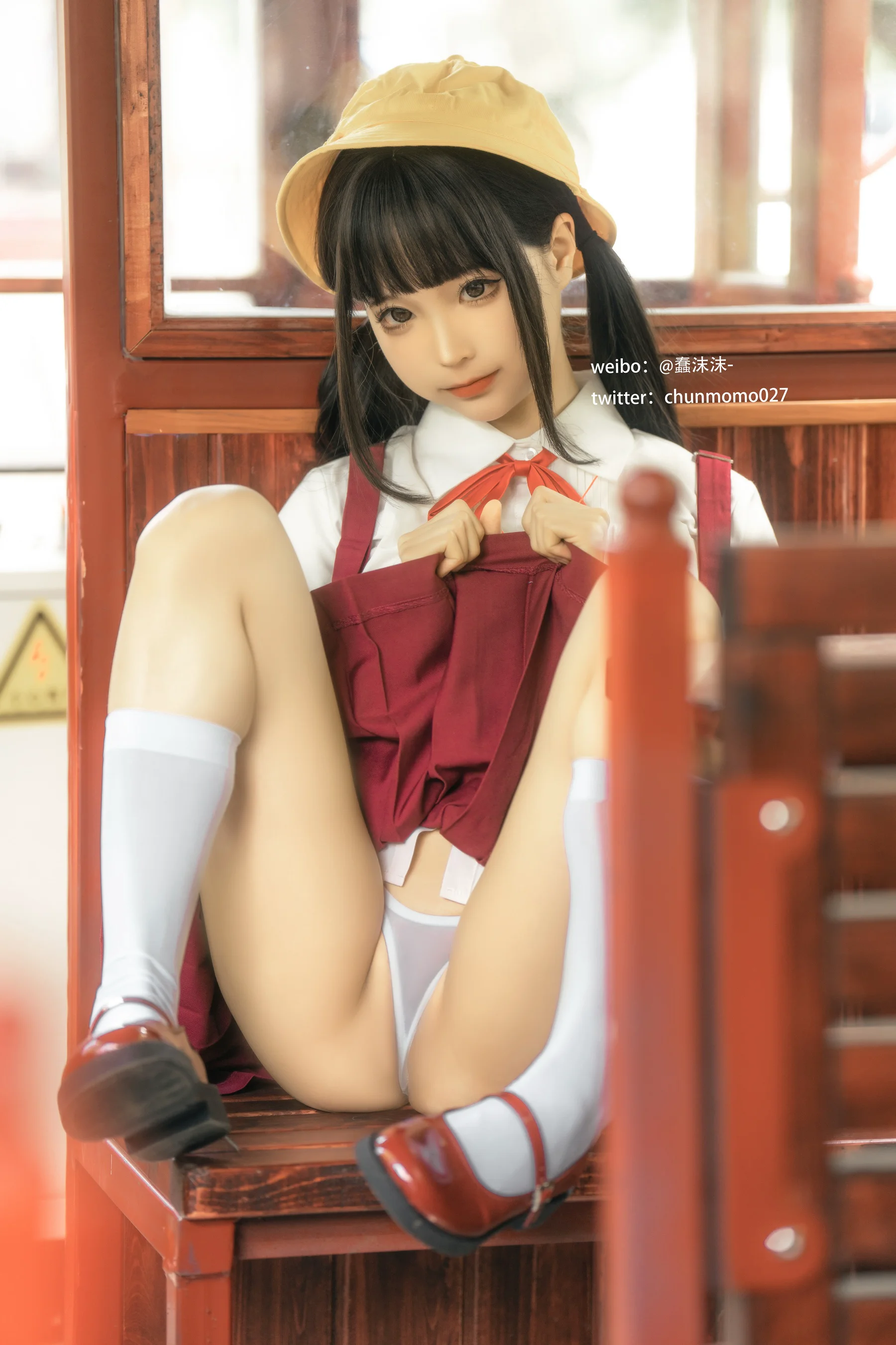 知名Coser@蠢沫沫 红火车 - 爱照片