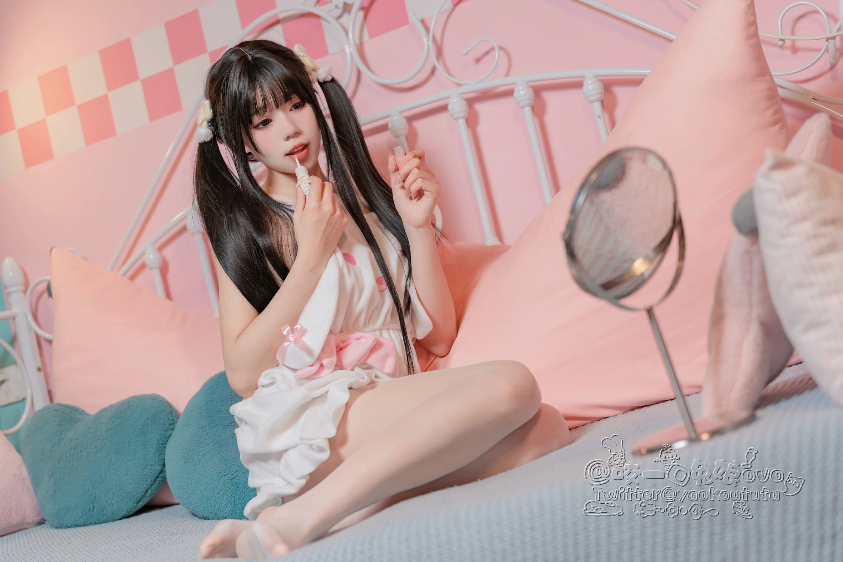 咬一口兔娘 – 100里程碑奖励 - 爱照片