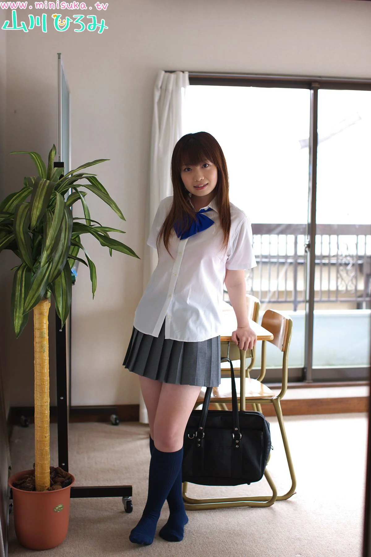 山川ひろみ Hikari Yamaguchi 現役女子高生 [Minisuka.tv] 写真集 - 爱照片