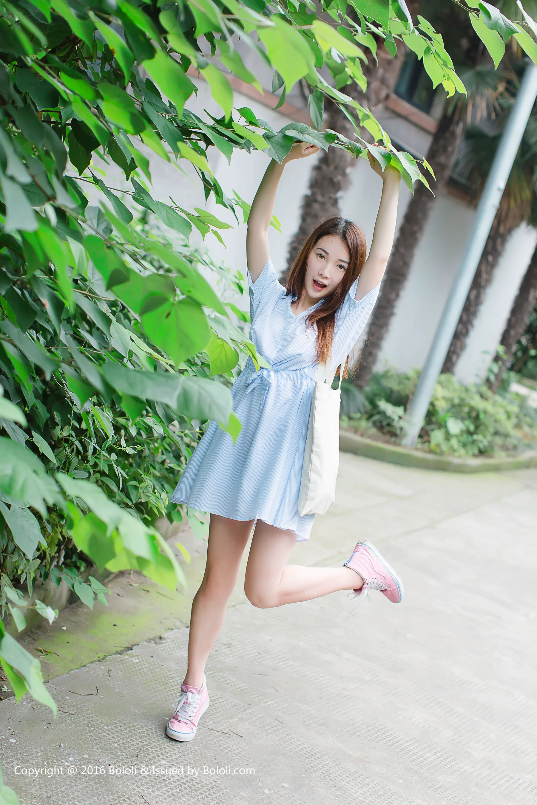 沈欣雨《夏日の西瓜》 [Kimoe激萌文化] KIM004 写真集 - 爱照片