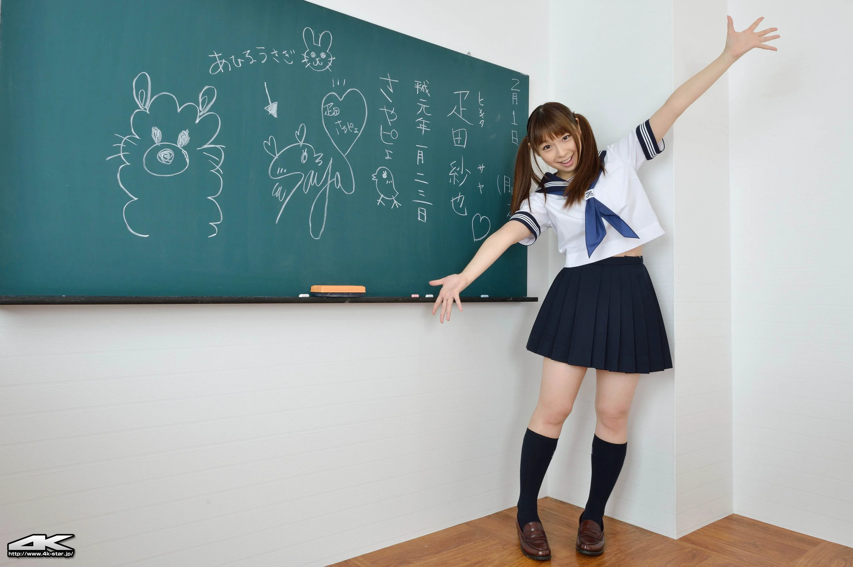 [4K-STAR] NO.00134 疋田紗也 School Girl 教室学生装 写真集 - 爱照片