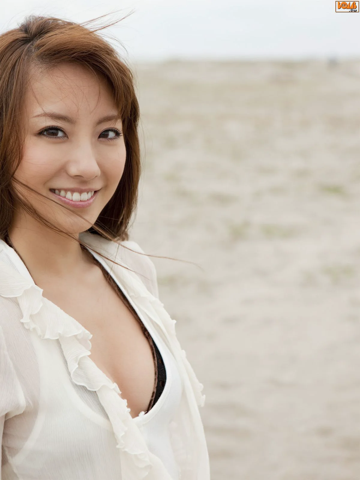 [Bomb.TV] 2009年12月刊 山本梓 Azusa Yamamoto 写真集 - 爱照片
