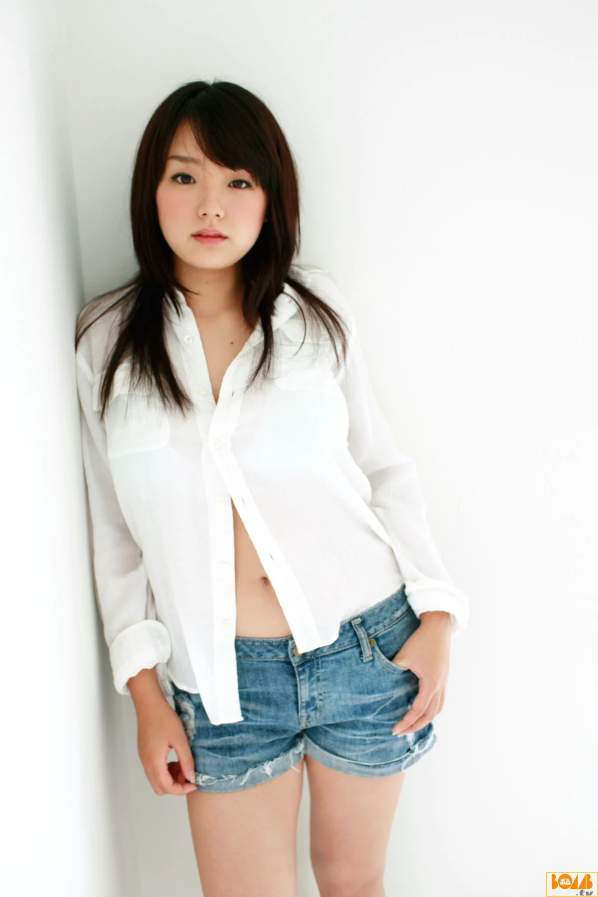 [Bomb.TV] 2010年08月刊 Ai Shinozaki 筱崎爱/篠崎愛 写真集 - 爱照片