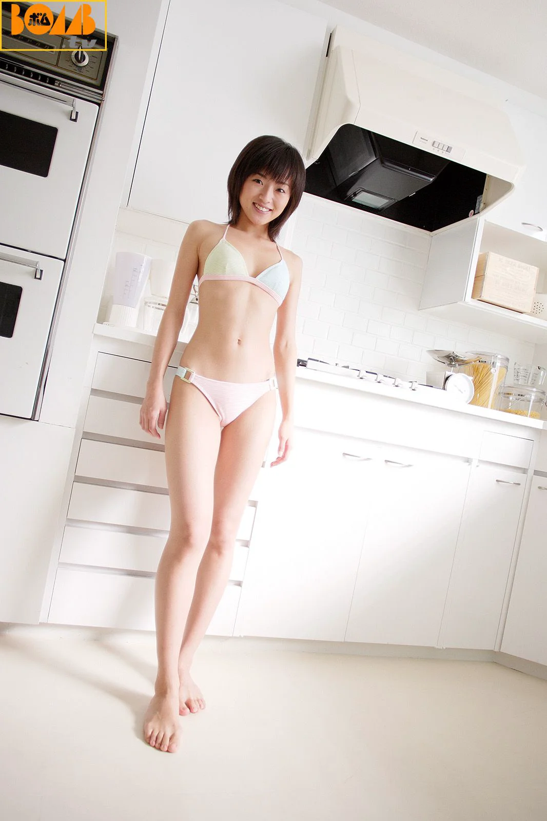 [Bomb.TV] 2005年11月刊 Asagi Kudo 工藤あさぎ – Channel B 写真集 - 爱照片