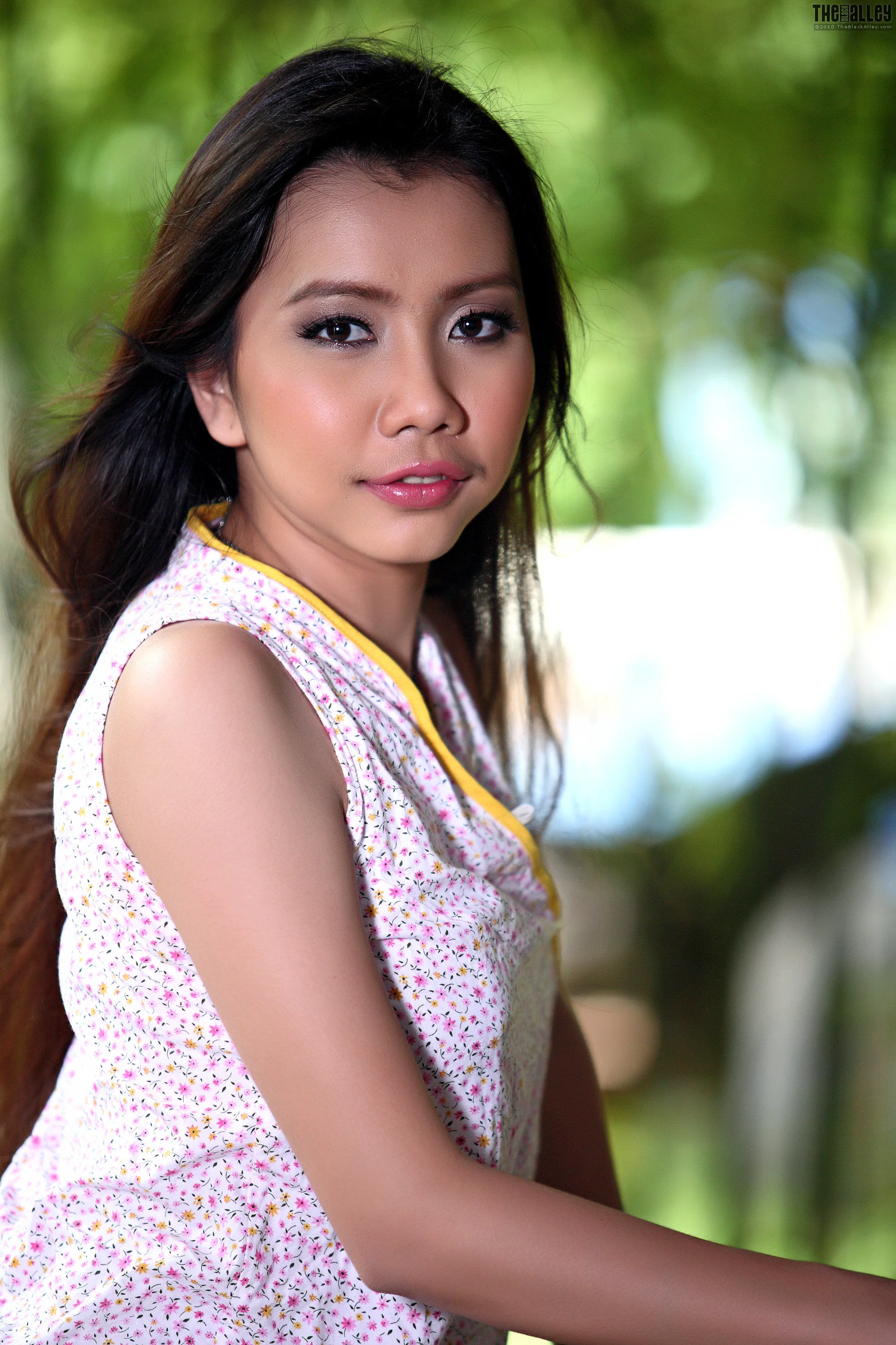 Mayavee《小清新妹子》 [The Black Alley] 写真集 - 爱照片