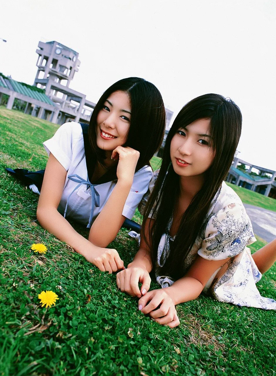 青谷优衣+小田あさ美 [VYJ] 制コレGP ソログラビア Vol.15 写真集 - 爱照片