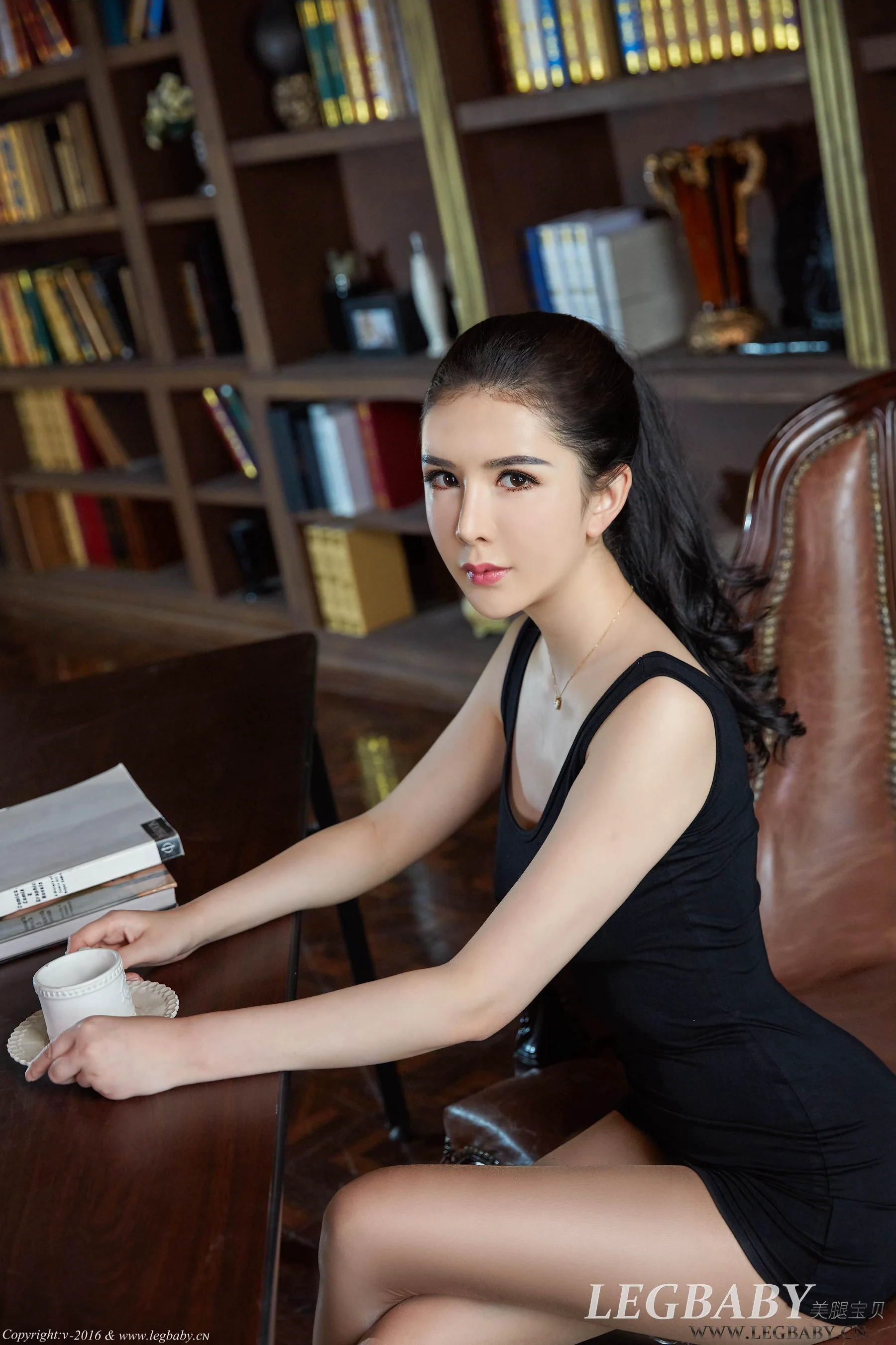 李丽莎《完美女神》 [Legbaby美腿宝贝] V021 写真集 - 爱照片