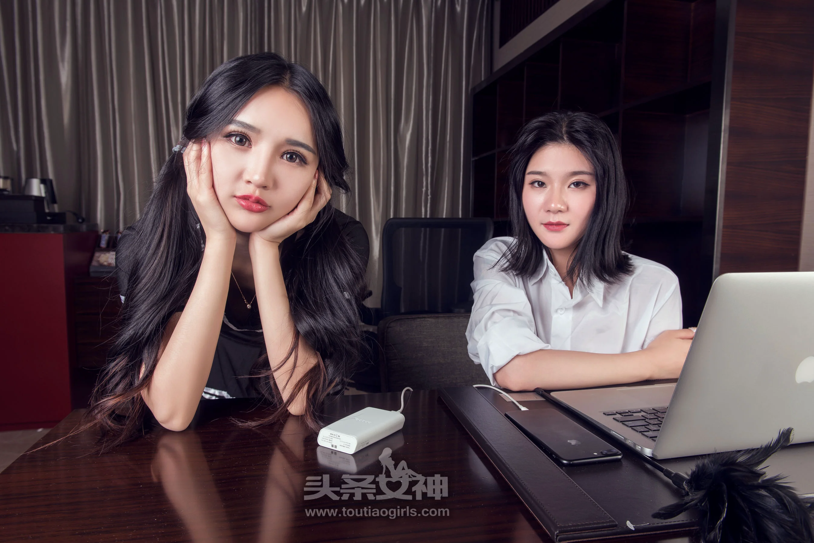 夏夏姐妹花《双人派对》 [头条女神Toutiaogirls] 写真集 - 爱照片