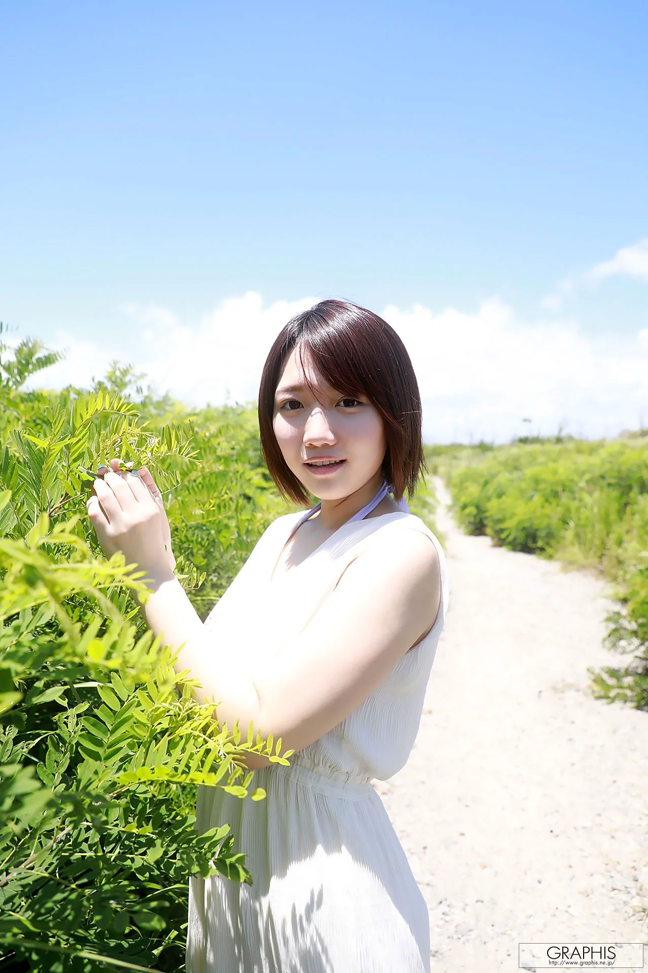 菊川みつ葉 Mitsuha Kikukawa [Graphis] Limited Edition 写真集 - 爱照片