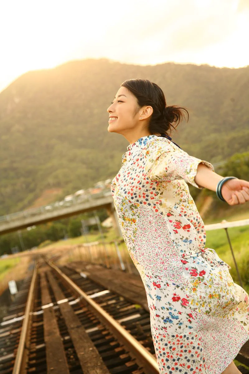 [For-side] 佐藤寛子 《I Hold Nothing》写真集 - 爱照片