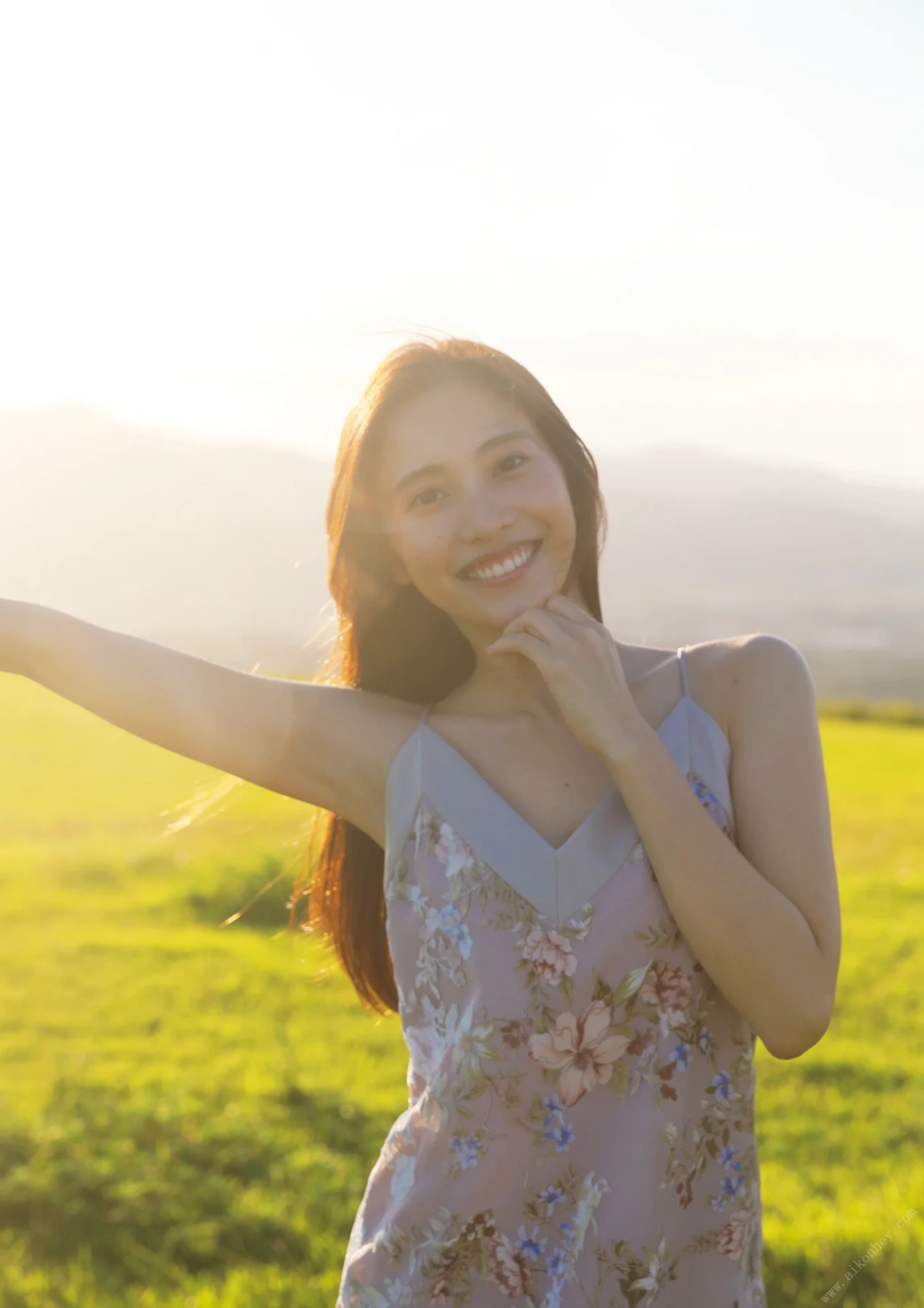 佐野ひなこ写真集「COLORS」 週プレ PHOTO BOOK - 爱照片
