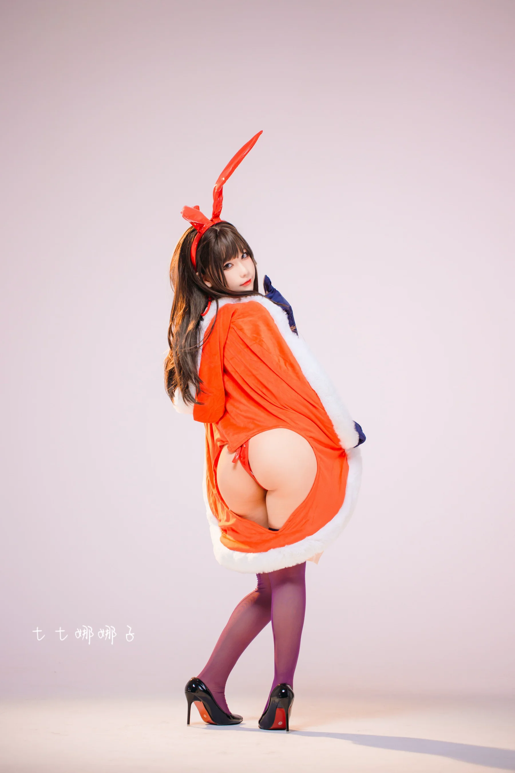 七七娜娜子 – 圣诞魔太郎 - 爱照片
