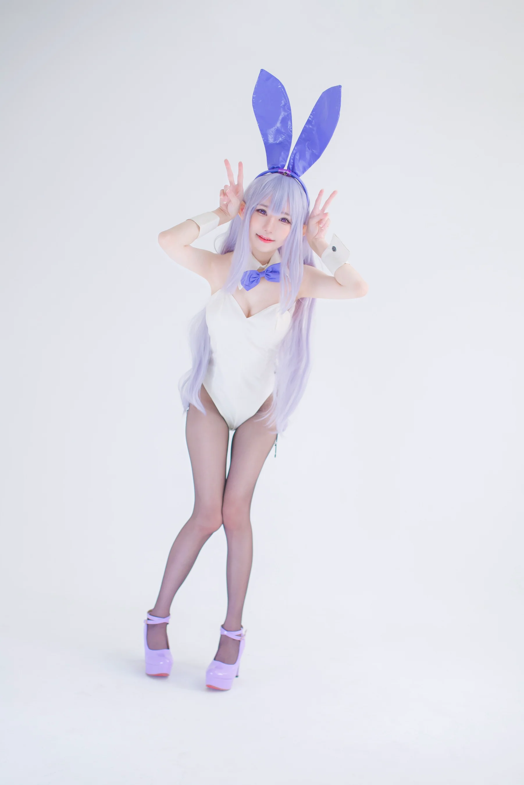 Sally Dorasnow – Emilia BunnyGirl - 爱照片