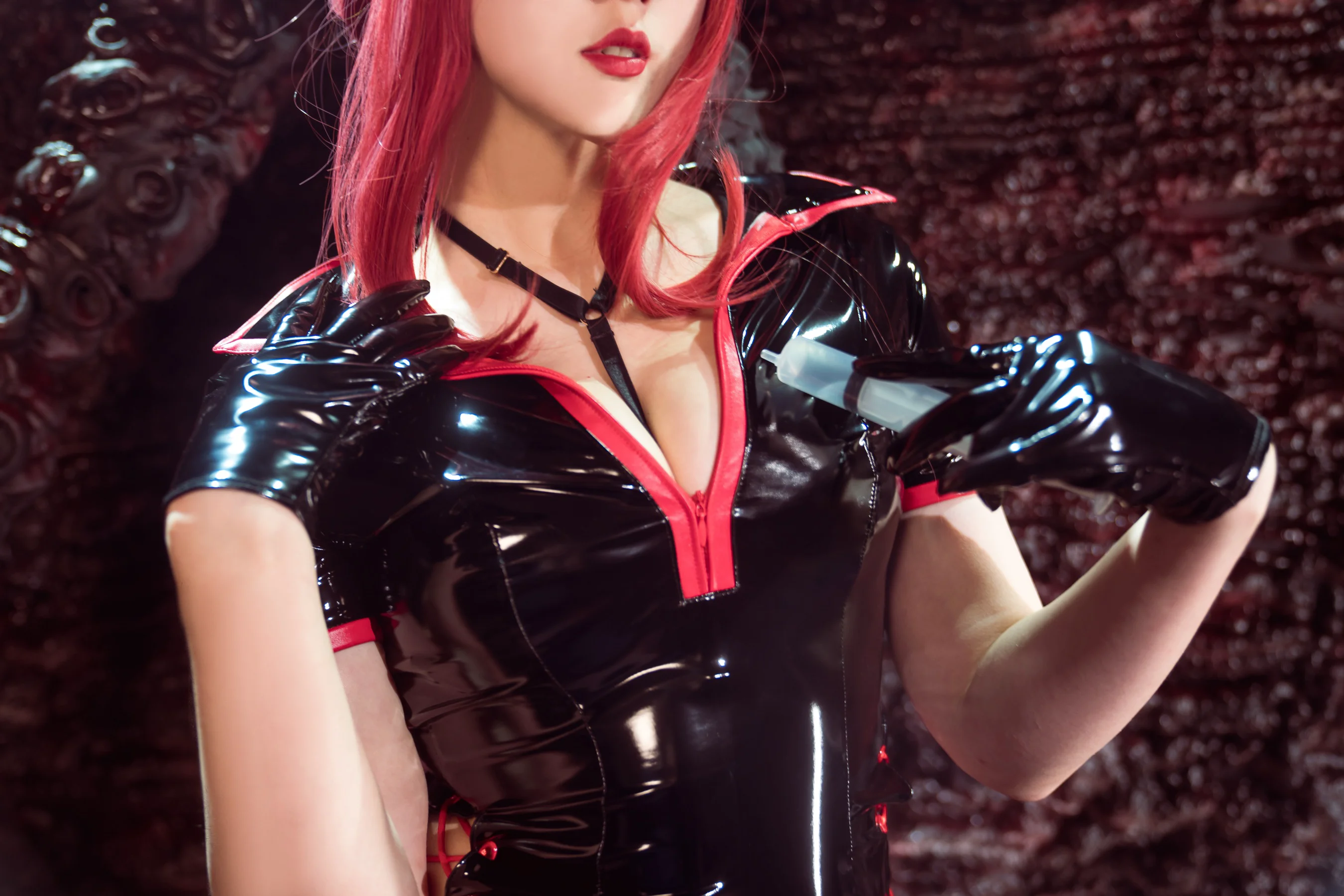 Natsuko夏夏子 – 玛奇玛护士 - 爱照片