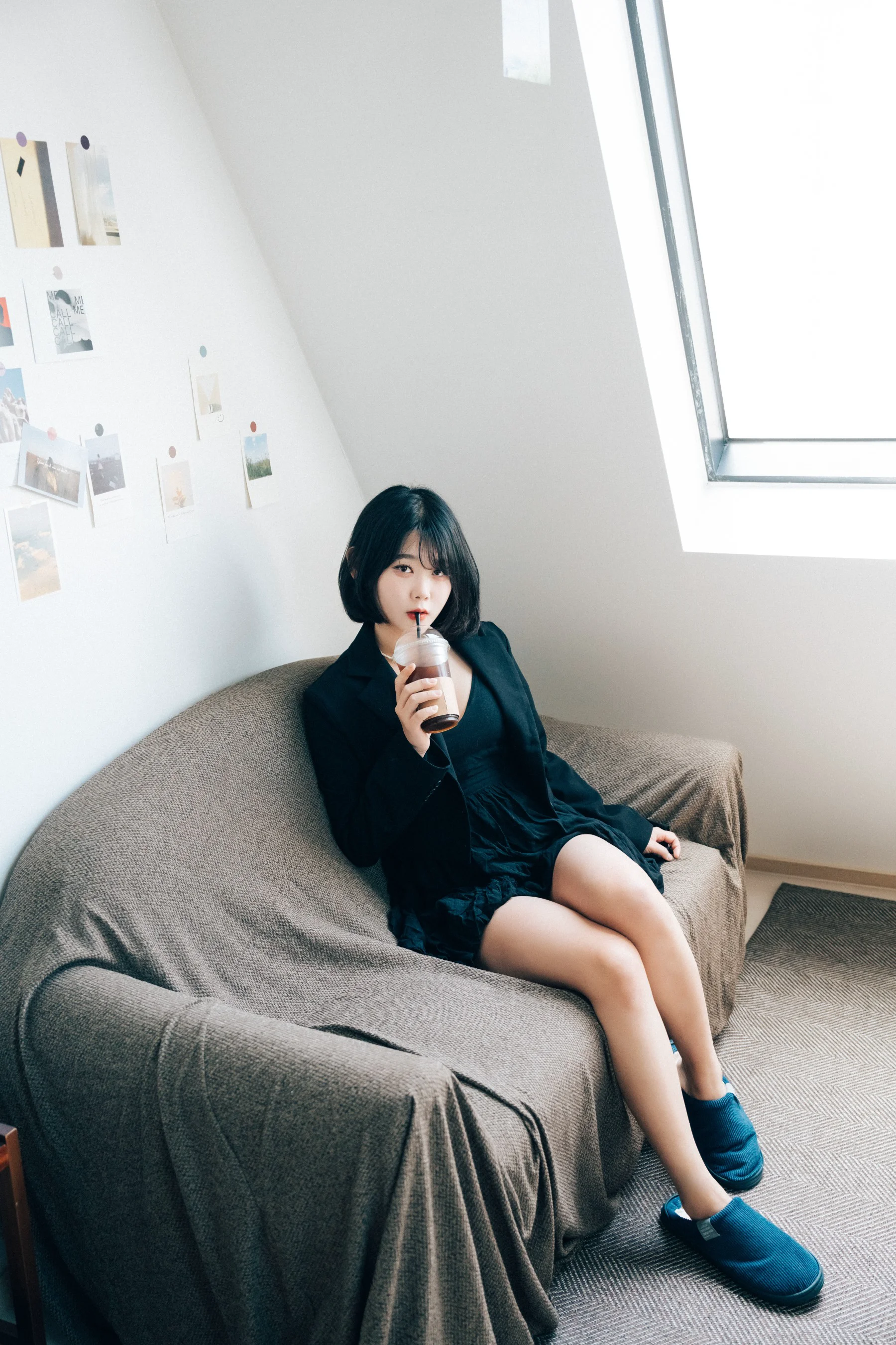 [Loozy] Zia (지아) – With Delivery Man - 爱照片