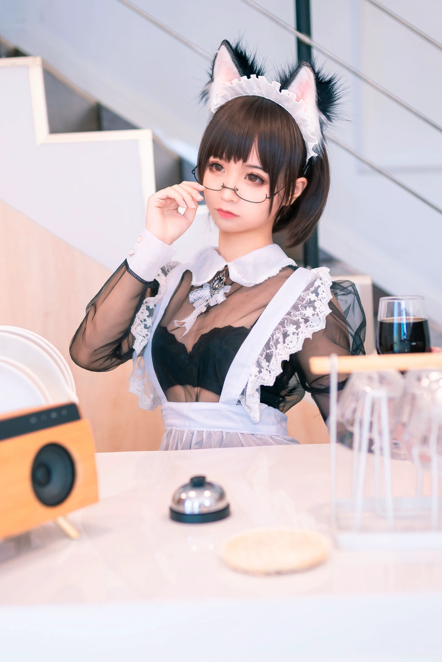 [Cosplay] 动漫博主蠢沫沫 – 透明女仆 - 爱照片