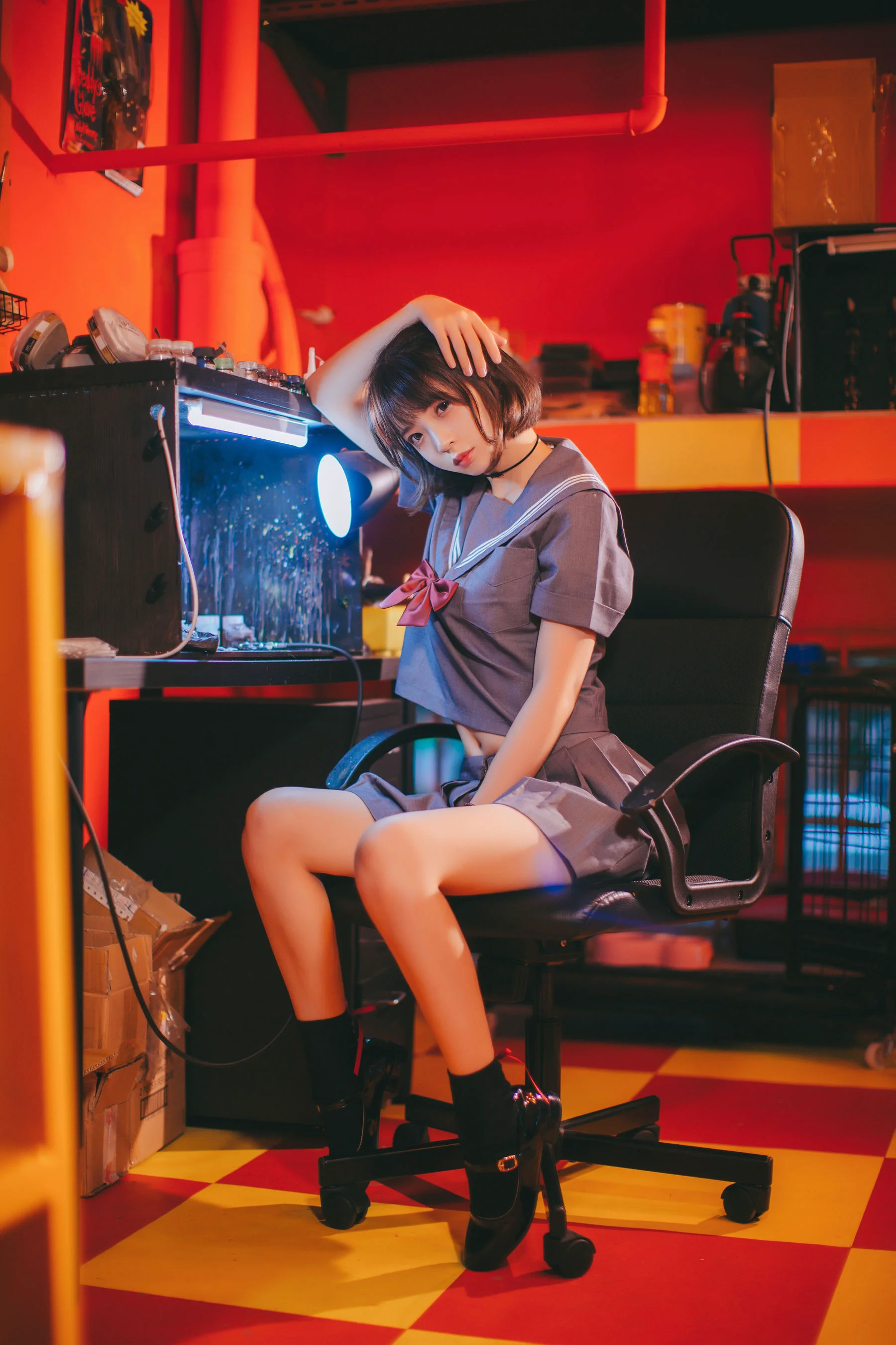 疯猫ss《被囚禁的少女》 [萝莉COS] 写真集 - 爱照片