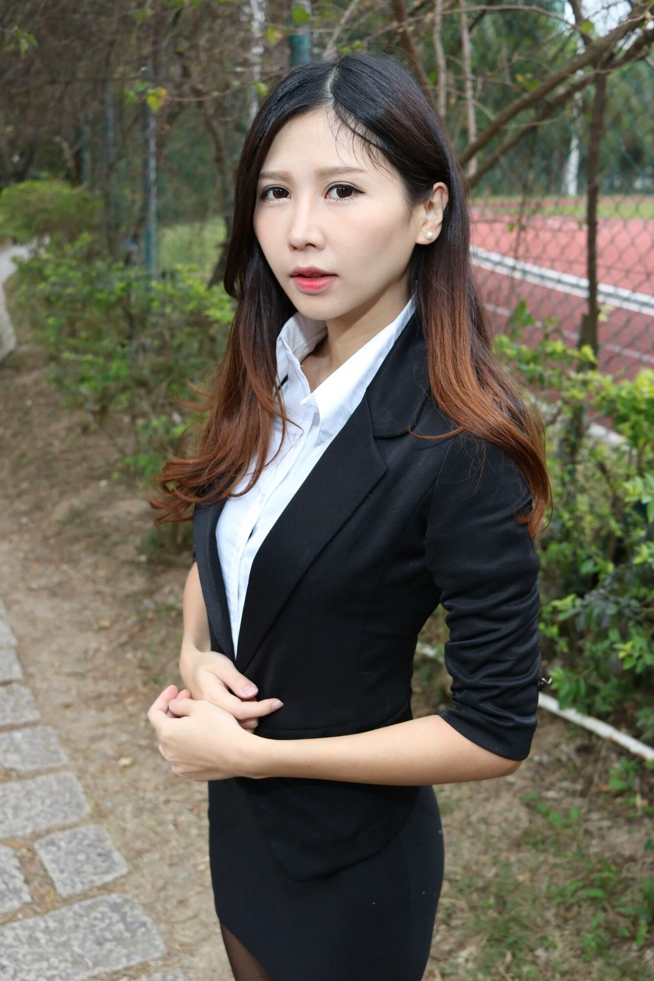[台湾嫩模] Zooey《中文大學OL黑絲美腿》 写真集 - 爱照片