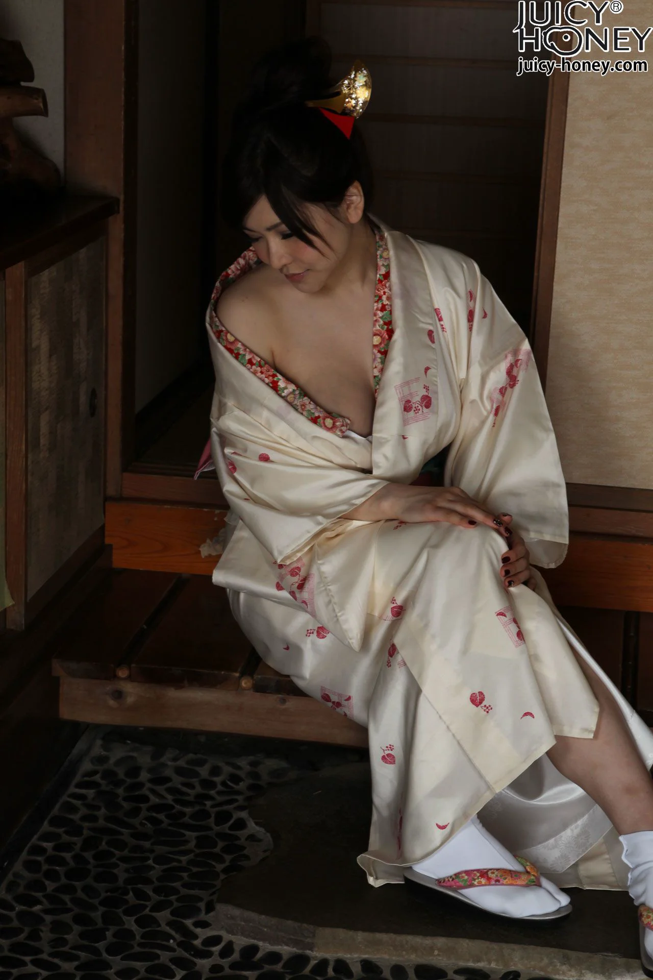 [X-City] KIMONO和テイスト 026 沖田杏梨/观月茜 Anri Okita 写真集 - 爱照片