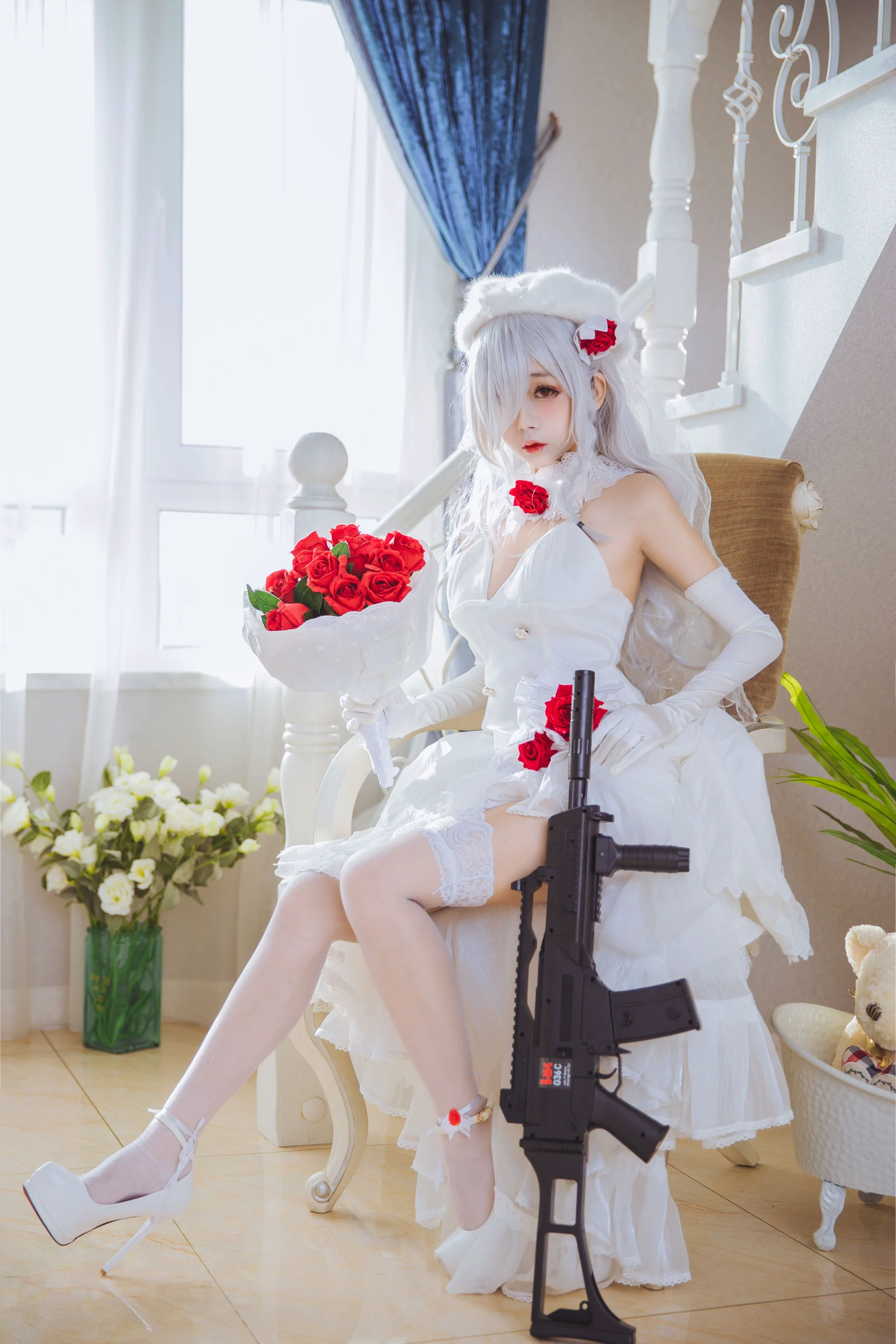 [网红Coser] 日奈娇 《g36c 礼服》 写真集 - 爱照片