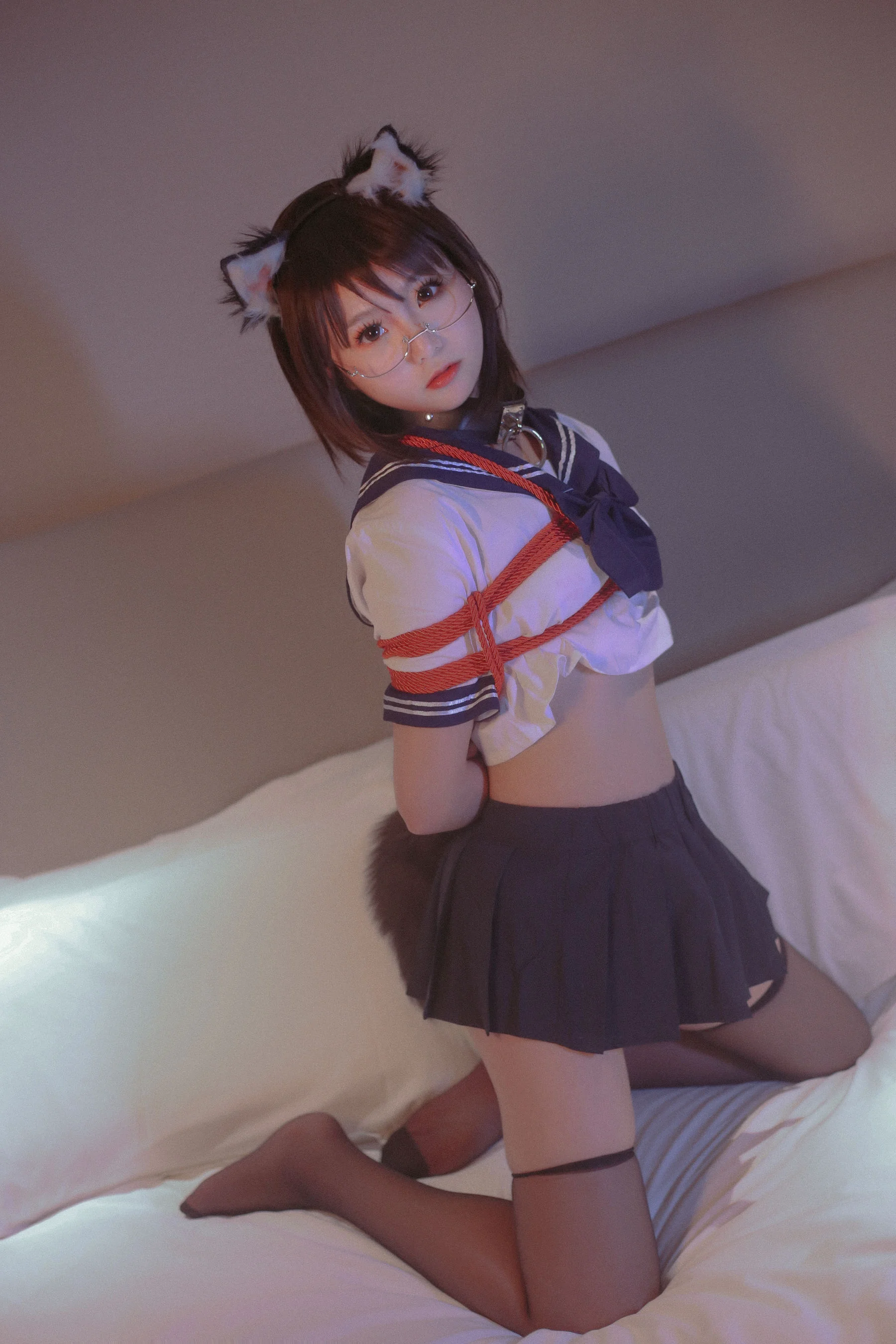 萌妹是青水 《猫耳调教》 写真集 - 爱照片
