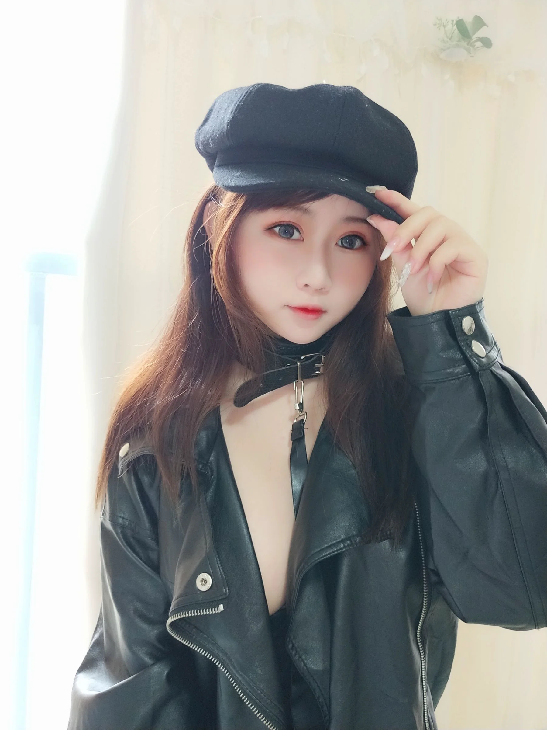 [美女Coser] 是依酱呀 《黑桃A》 写真集 - 爱照片