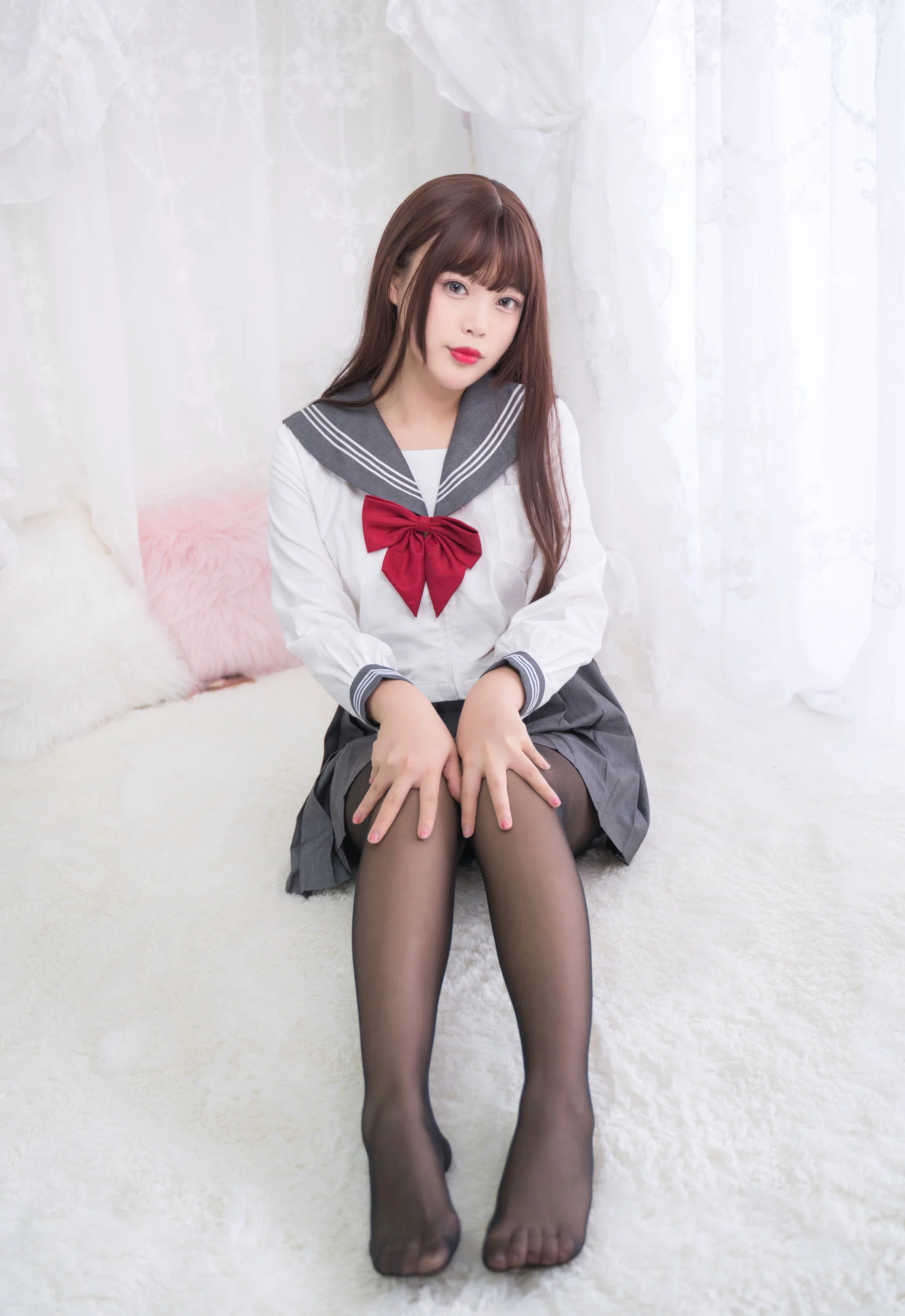 [美女Coser] -白烨- 《绝对足域》 写真集 - 爱照片