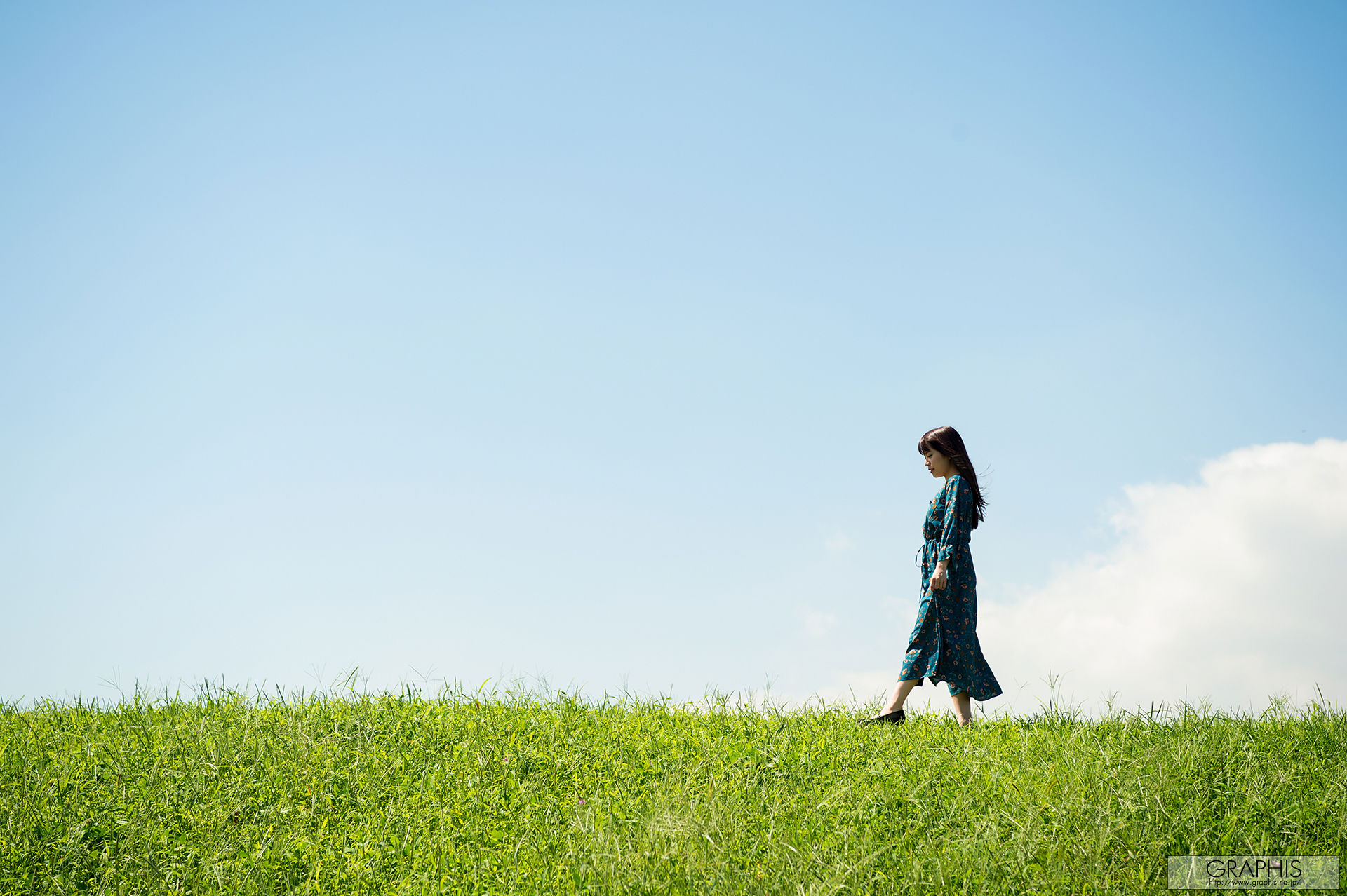 初美りん/初美铃《Look at me!》 [Graphis] Gals 写真集 - 爱照片