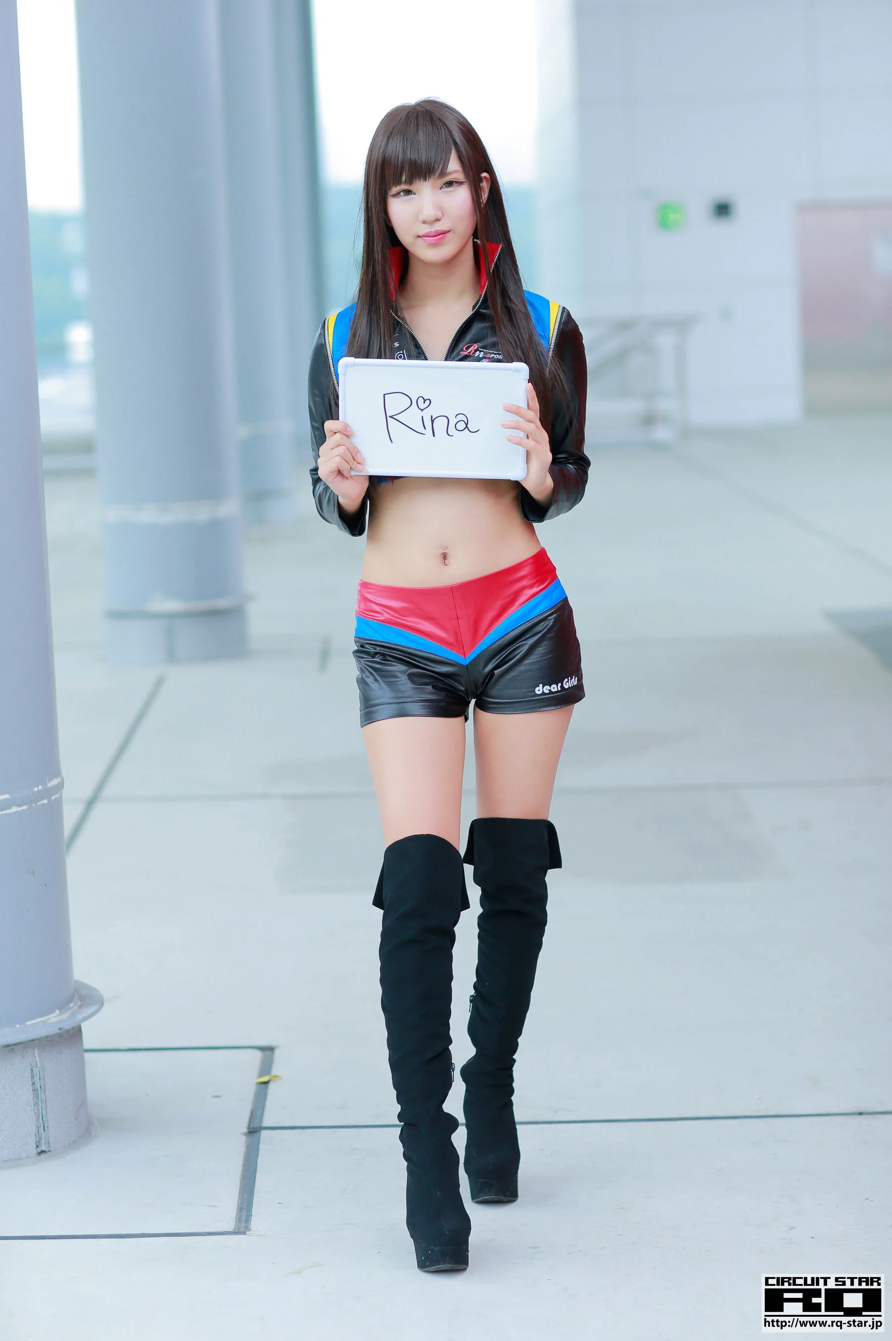 Rina 《Race Queen》 [RQ-STAR] 写真集 - 爱照片