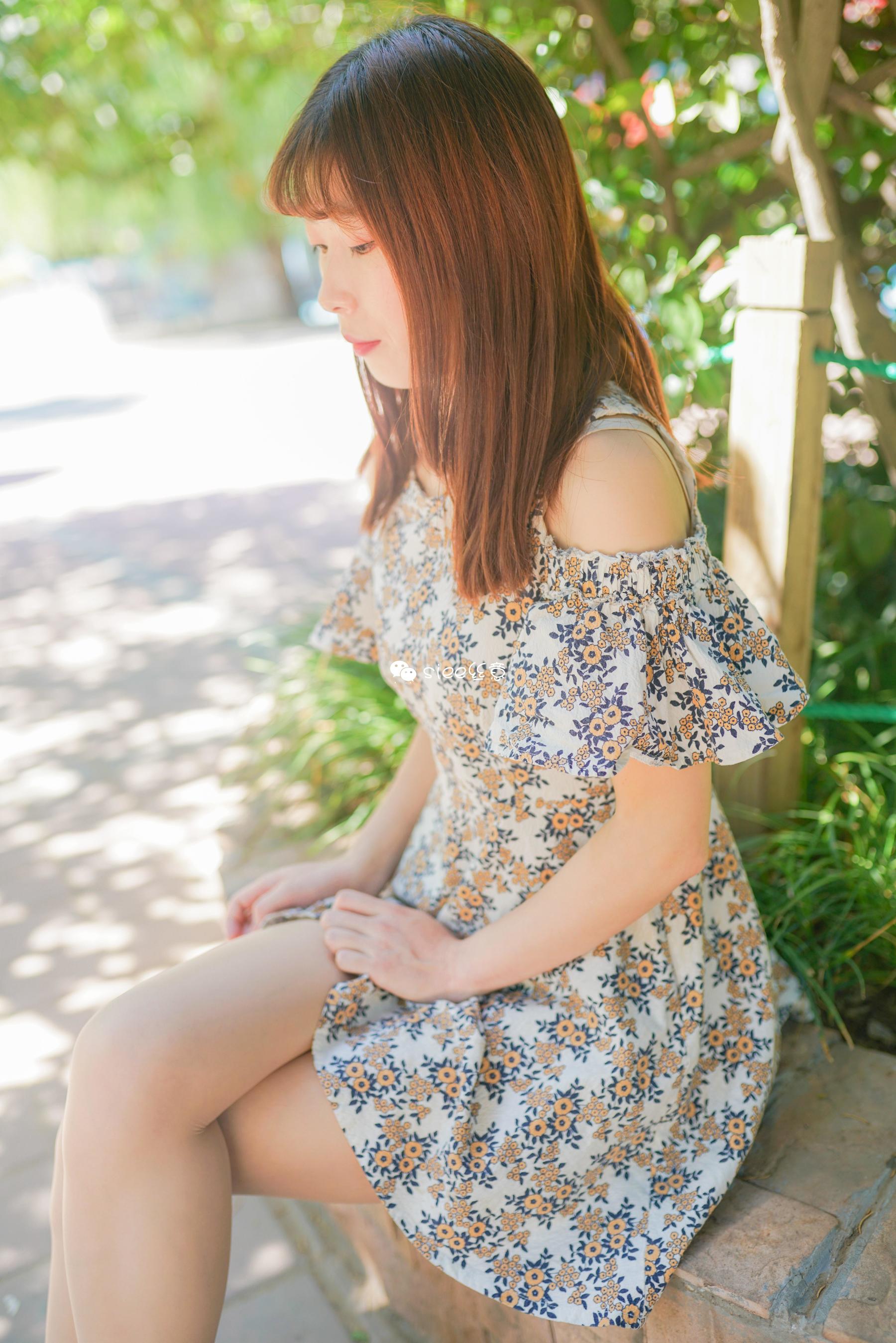 玲玲 《新师妹，仲夏之思》 [丝意SIEE] 写真集 - 爱照片