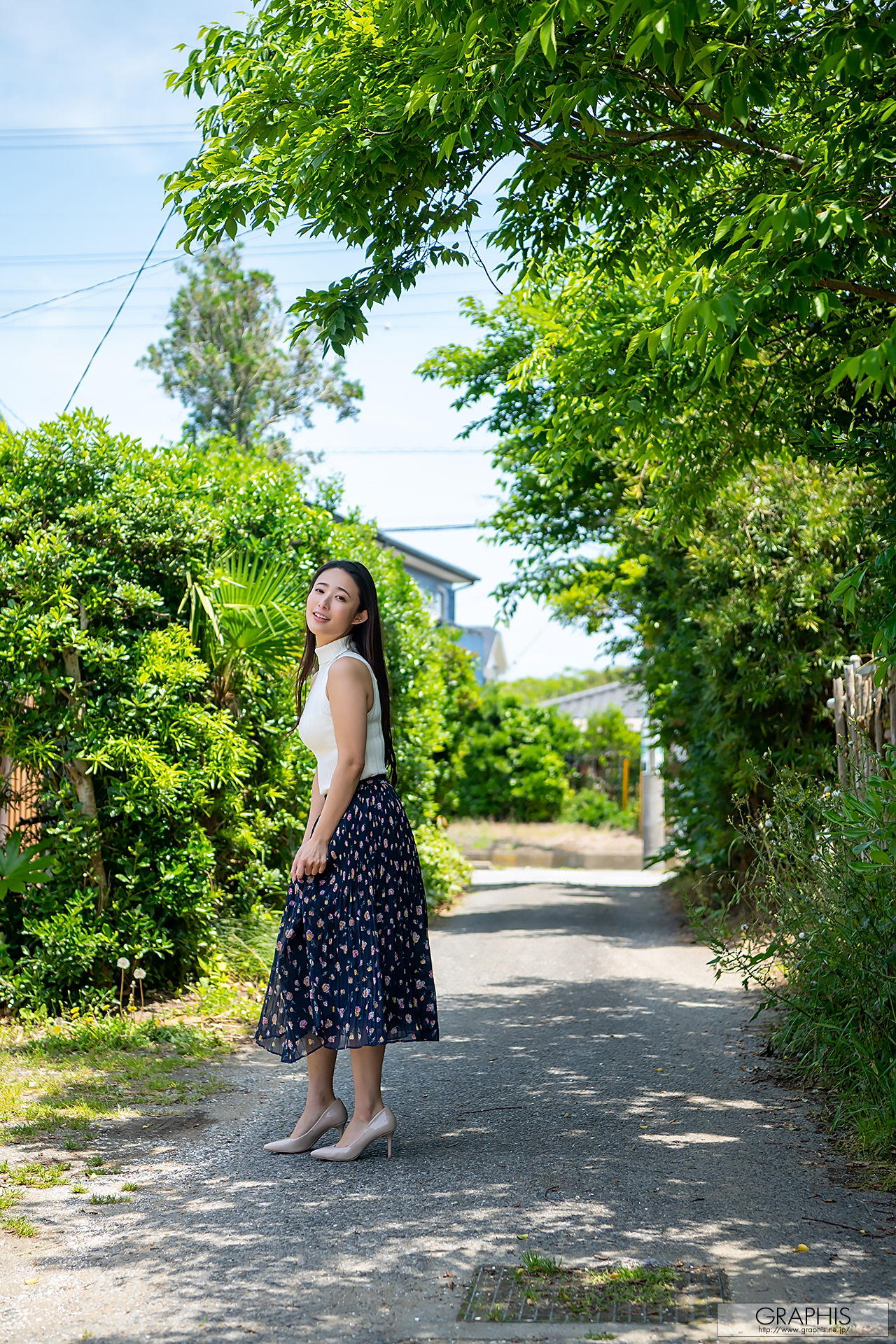 [Graphis] Gals472 Suzu Matsuoka 松岡すず – Raw Expression - 爱照片